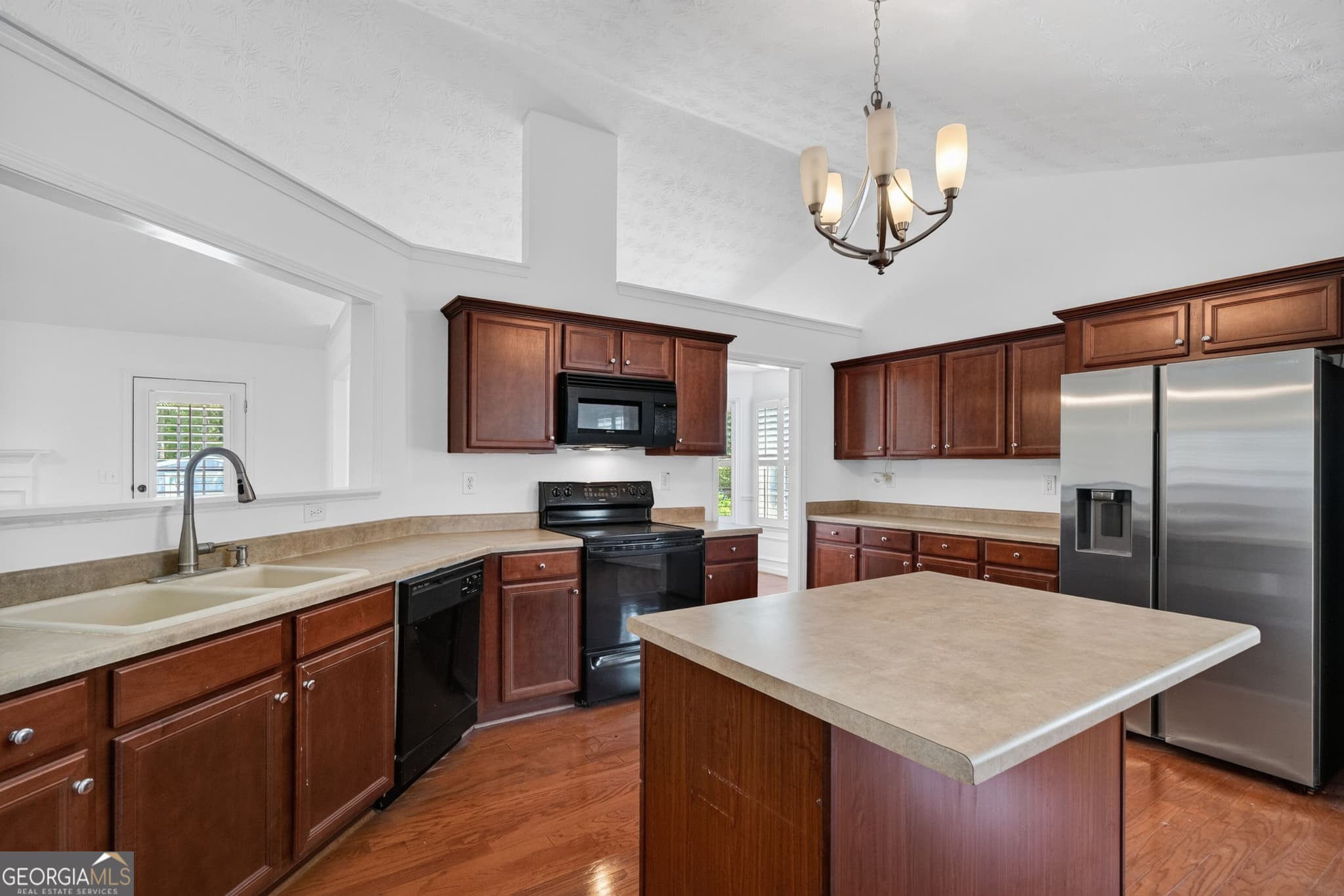 4 bedroom, 3 bathroom, 2,401 sq ft single family residence for sale at 169 Oakwood Drive, Eatonton, GA 31024 — photo 10