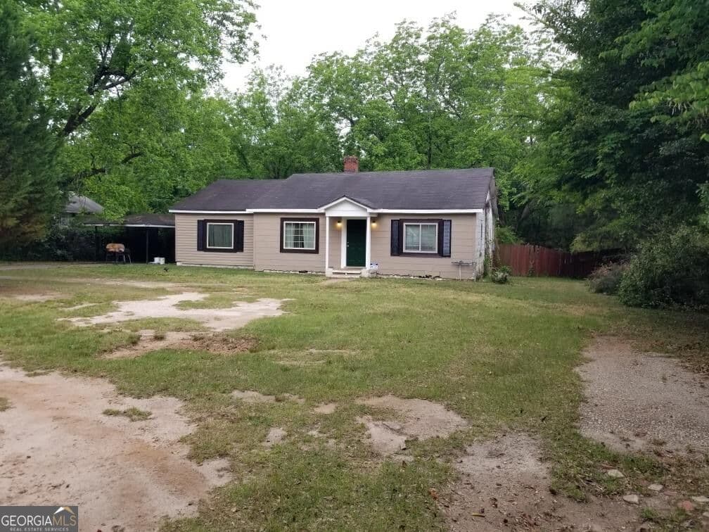2 bedroom, 1 bathroom, 1,360 sq ft single family residence for sale at 2471 Old Atlanta Road, Griffin, GA 30223 — photo 2