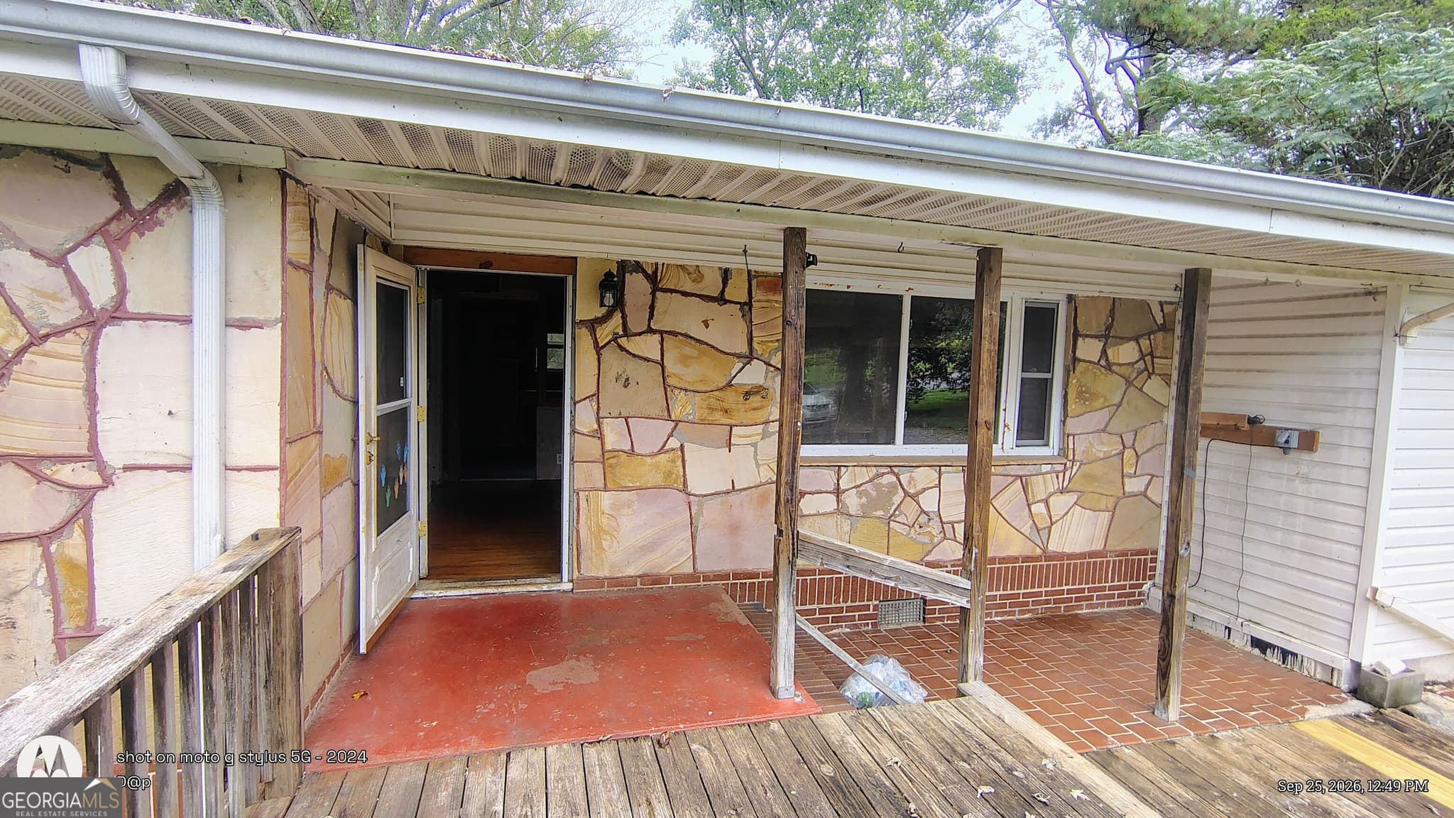 3 bedroom, 1 bathroom, 1,370 sq ft manufactured home,single family residence for sale at 134 Farrar Road, Cohutta, GA 30710 — photo 3
