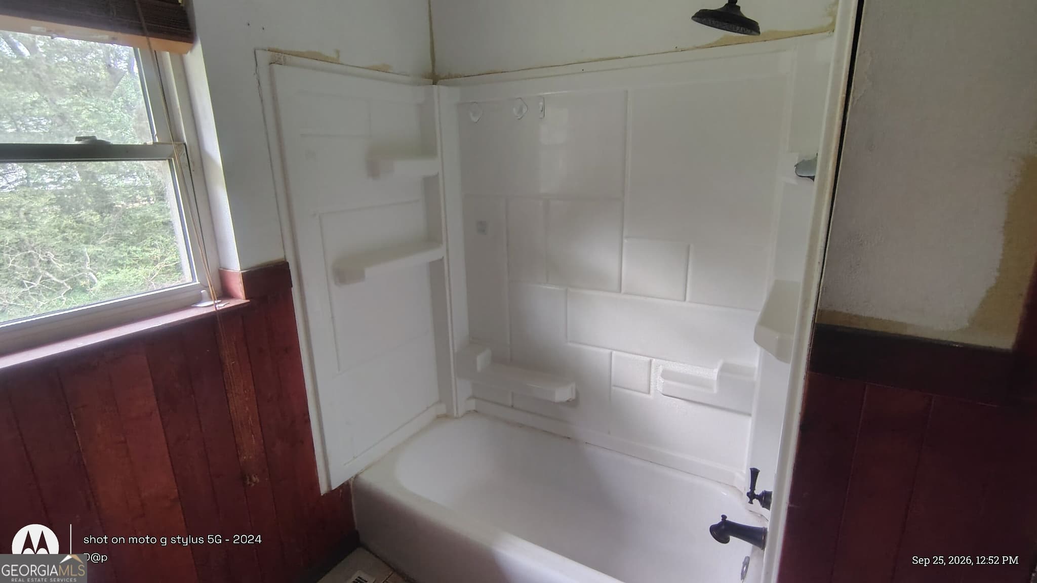 3 bedroom, 1 bathroom, 1,370 sq ft manufactured home,single family residence for sale at 134 Farrar Road, Cohutta, GA 30710 — photo 5