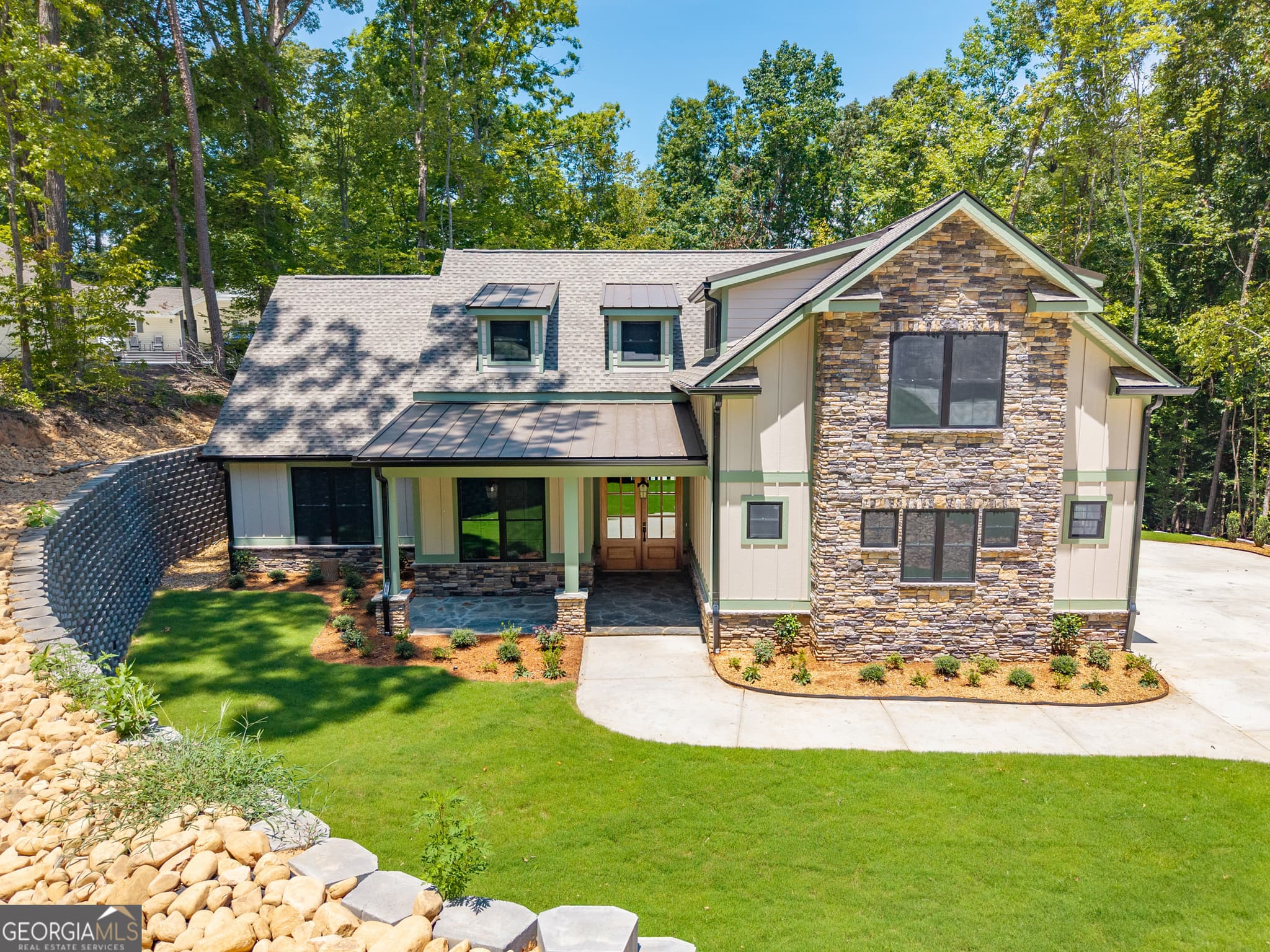 5 bedroom, 3.5 bathroom, 3,512 sq ft single family residence for sale at 503 Point Road, Westminster, SC 29693
