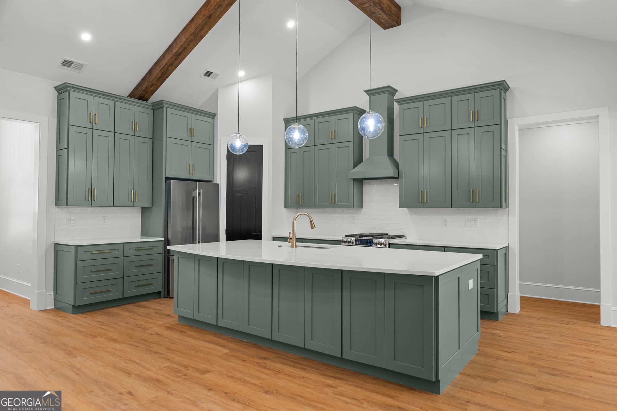 5 bedroom, 3.5 bathroom, 3,512 sq ft single family residence for sale at 503 Point Road, Westminster, SC 29693 — photo 9