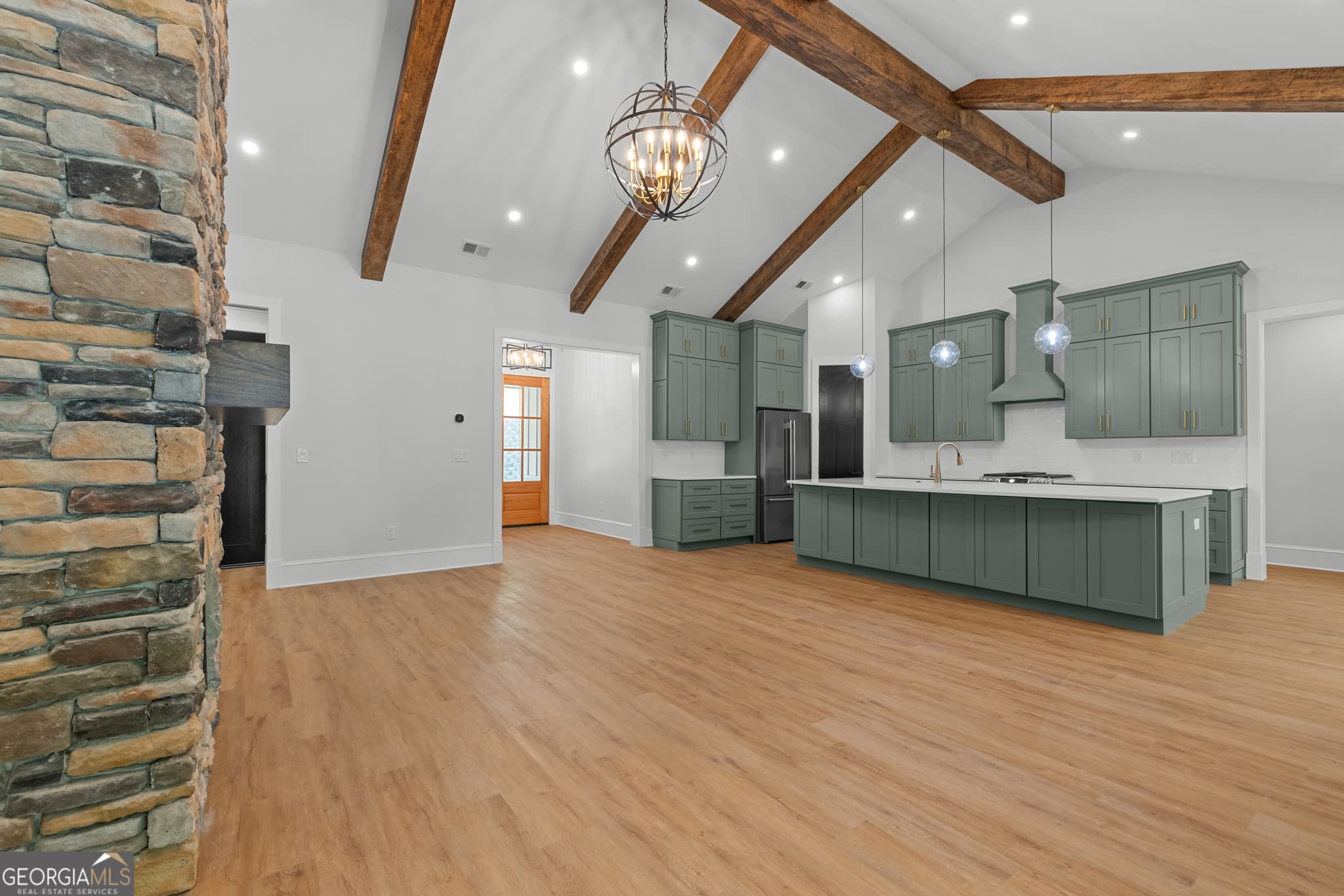 5 bedroom, 3.5 bathroom, 3,512 sq ft single family residence for sale at 503 Point Road, Westminster, SC 29693 — photo 8