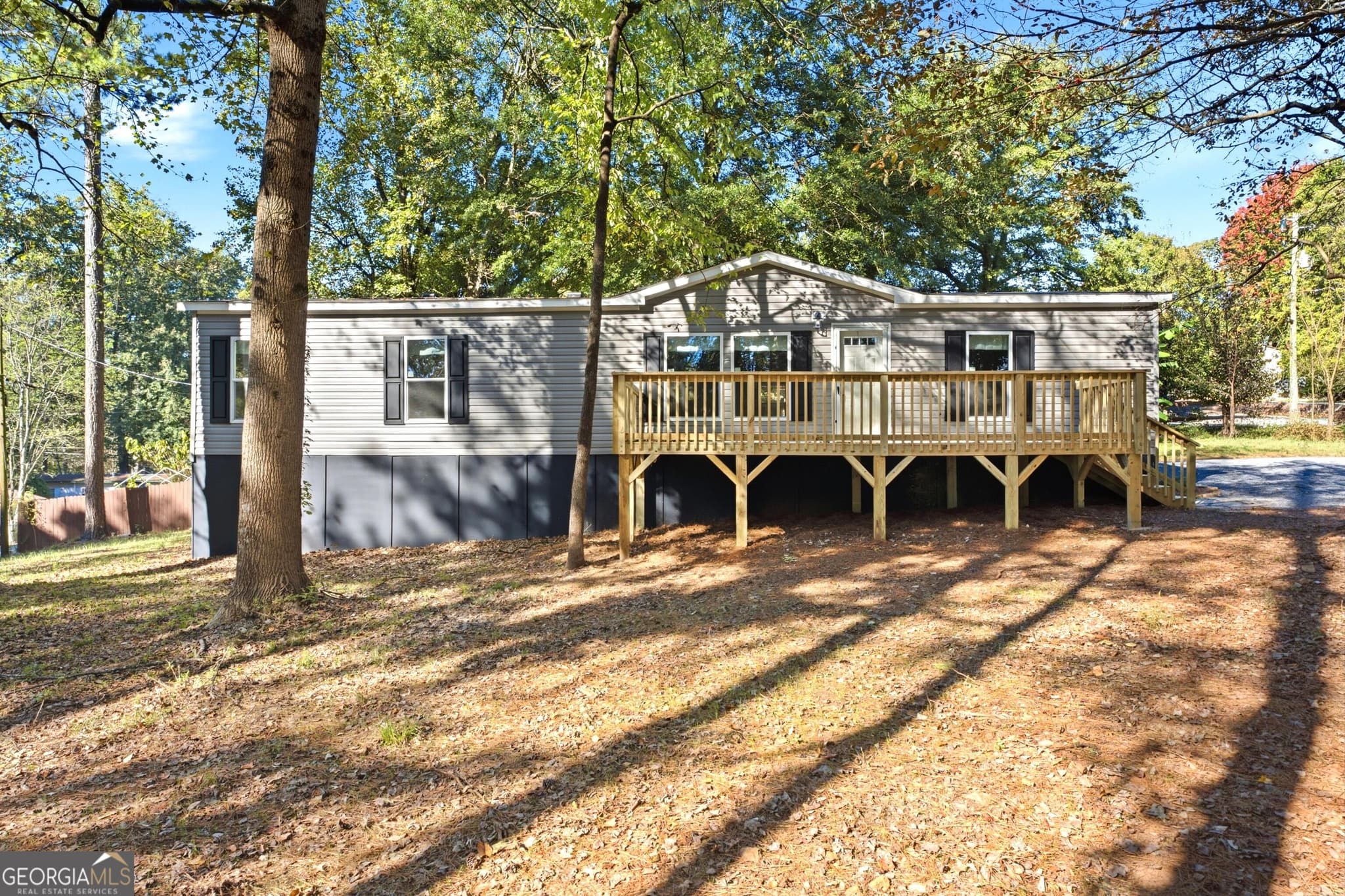 3 bedroom, 2 bathroom manufactured home,single family residence for sale at 470 Gold Hill Drive, Acworth, GA 30102