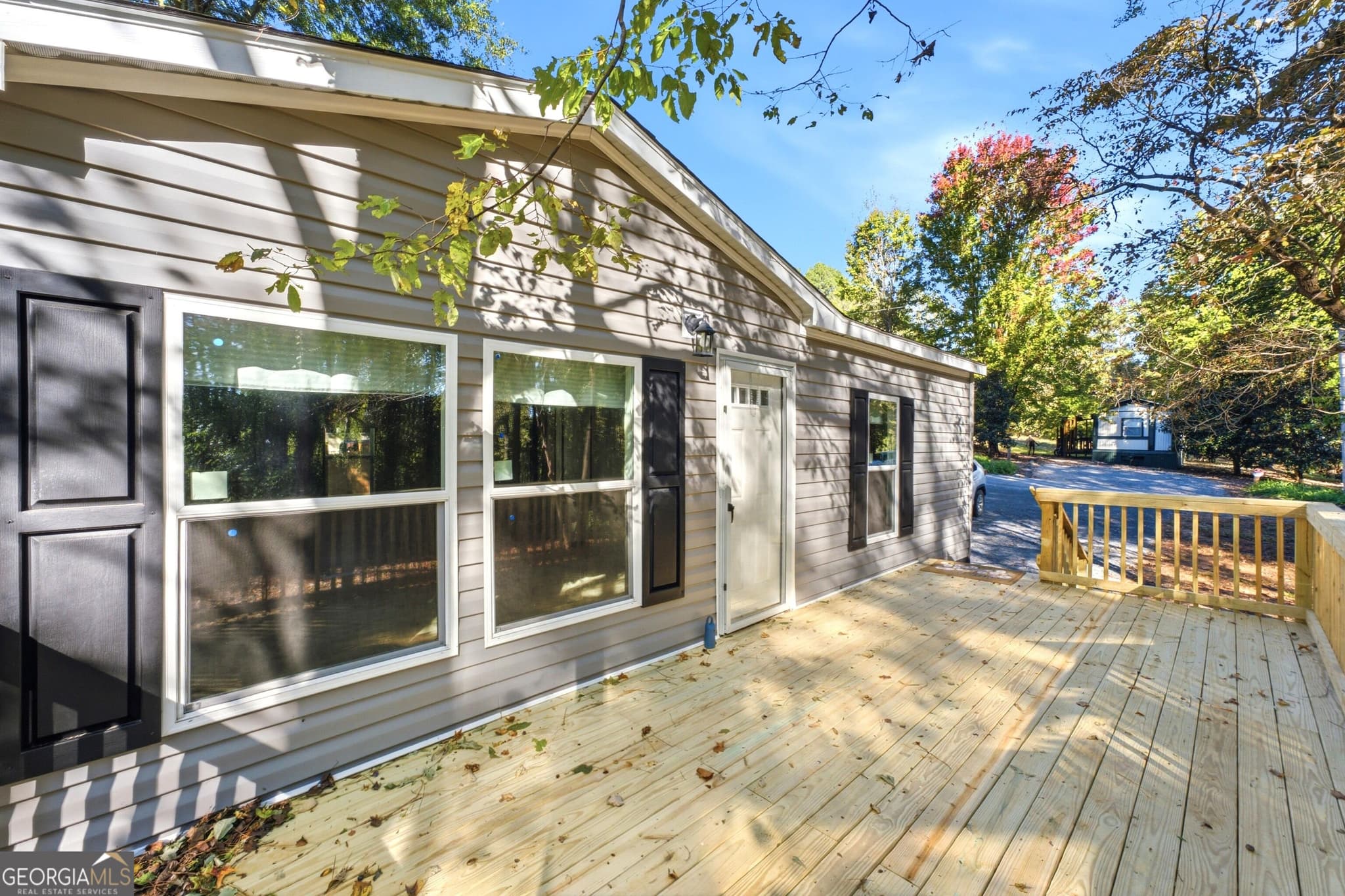 3 bedroom, 2 bathroom manufactured home,single family residence for sale at 470 Gold Hill Drive, Acworth, GA 30102 — photo 5