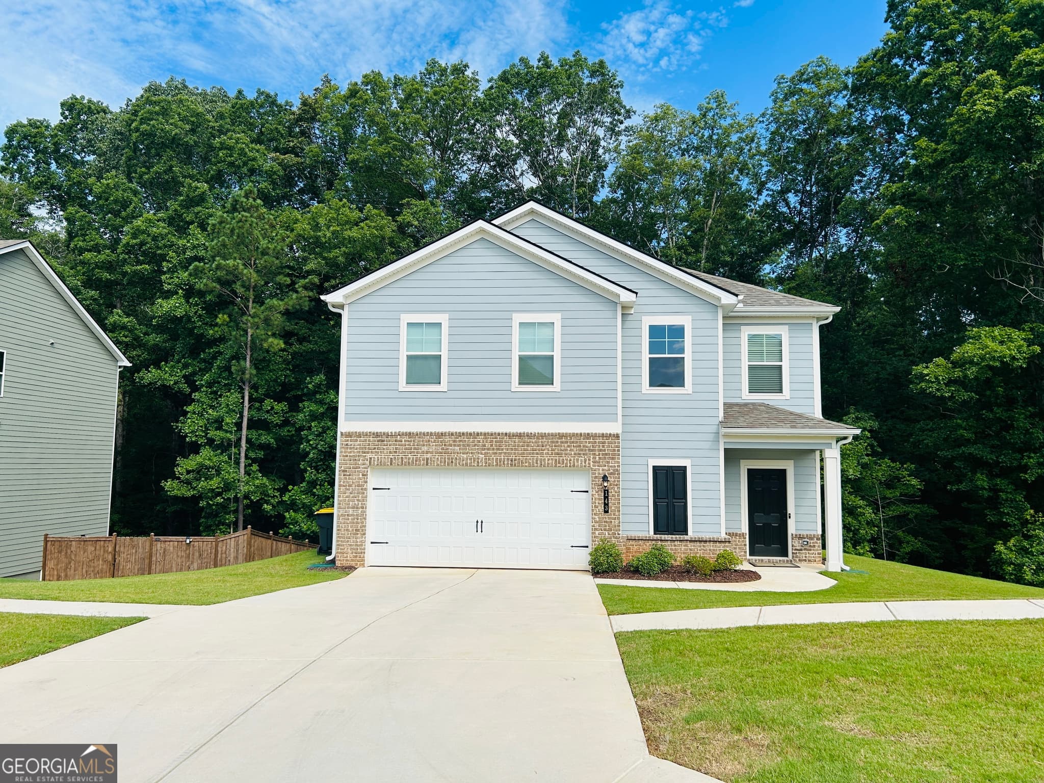 3 bedroom, 2.5 bathroom, 1,606 sq ft single family residence for rent at 143 Chapel Hill Parkway, Newnan, GA 30263 for $2,150 a month — photo 1 of 1