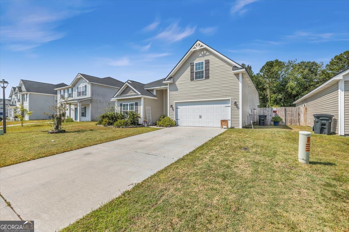 4 bedroom, 2 bathroom, 2,005 sq ft single family residence for sale at 201 Turpentine Trail, Hinesville, GA 31313 — photo 3