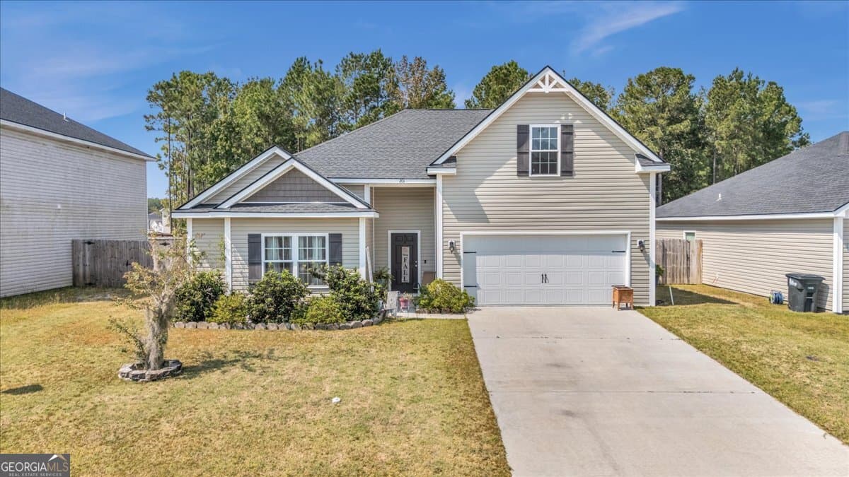 4 bedroom, 2 bathroom, 2,005 sq ft single family residence for sale at 201 Turpentine Trail, Hinesville, GA 31313