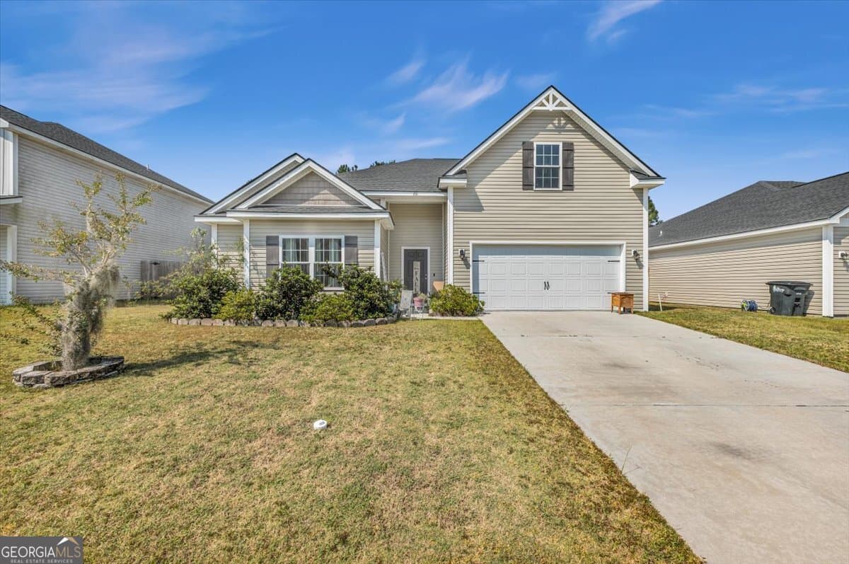 4 bedroom, 2 bathroom, 2,005 sq ft single family residence for sale at 201 Turpentine Trail, Hinesville, GA 31313 — photo 5