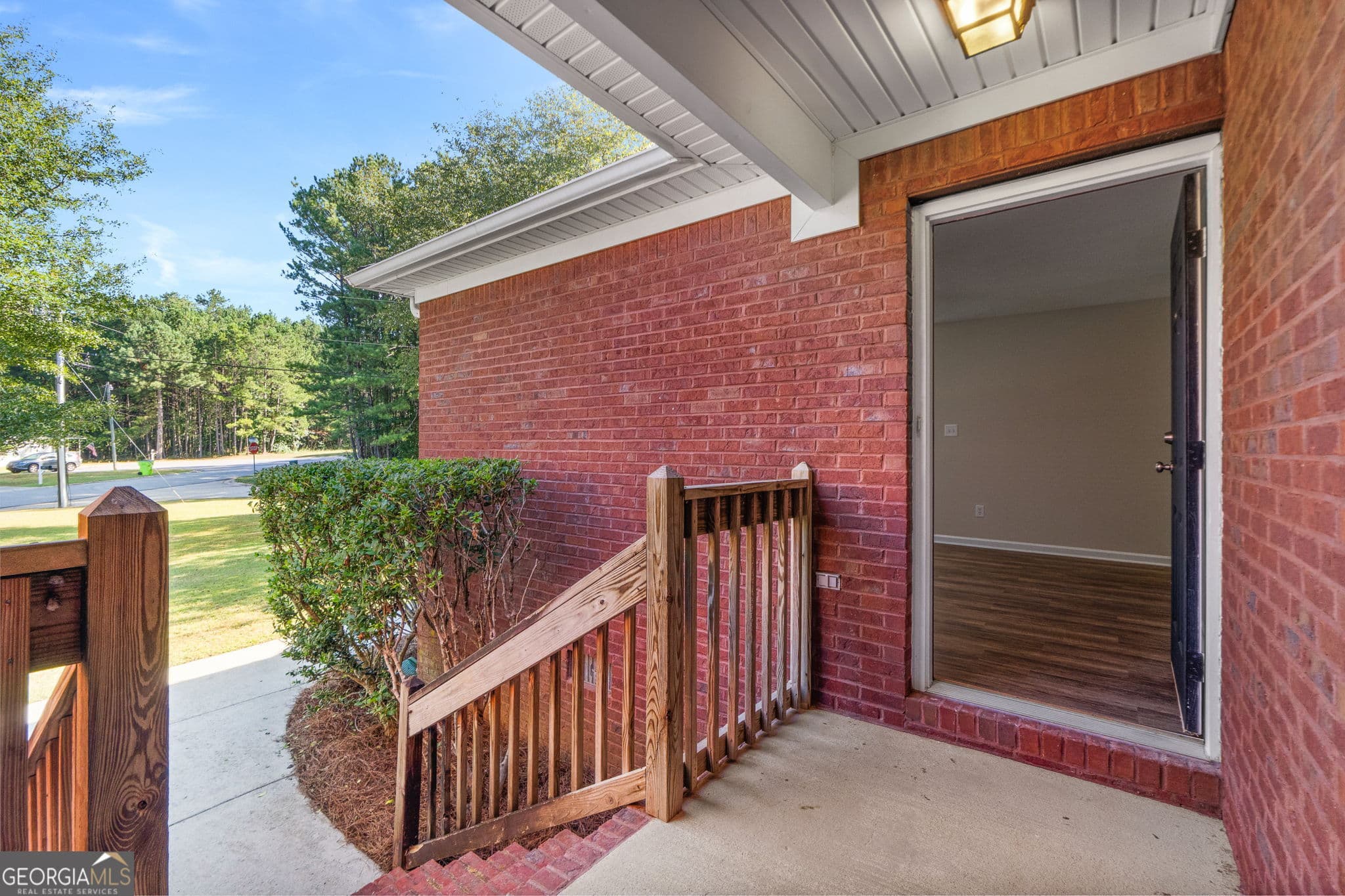 2 bedroom, 2 bathroom, 1,250 sq ft duplex for rent at 100 Bluebird Lane, Griffin, GA 30223 for $1,550 a month — photo 5