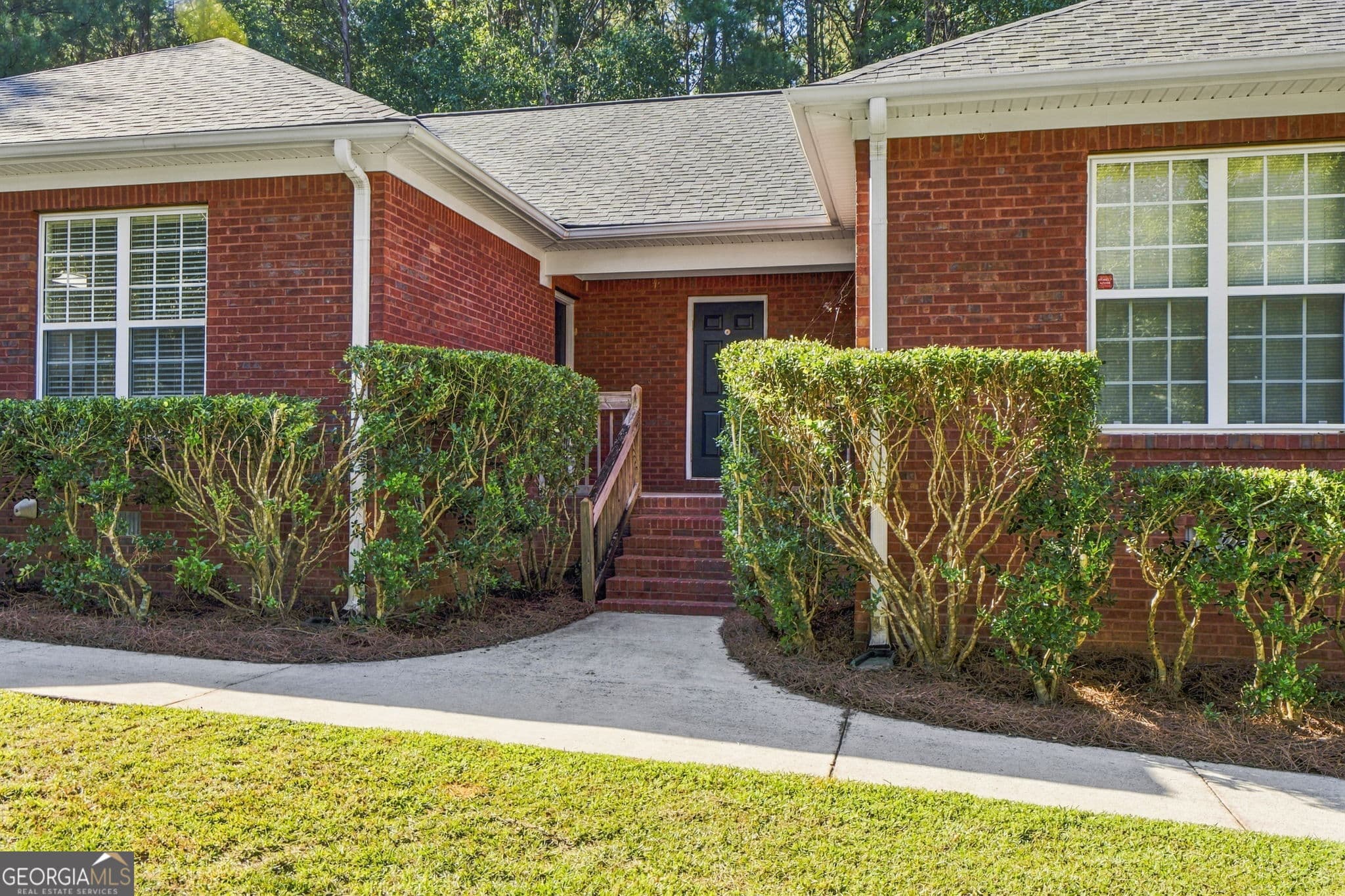 2 bedroom, 2 bathroom, 1,250 sq ft duplex for rent at 100 Bluebird Lane, Griffin, GA 30223 for $1,550 a month — photo 4