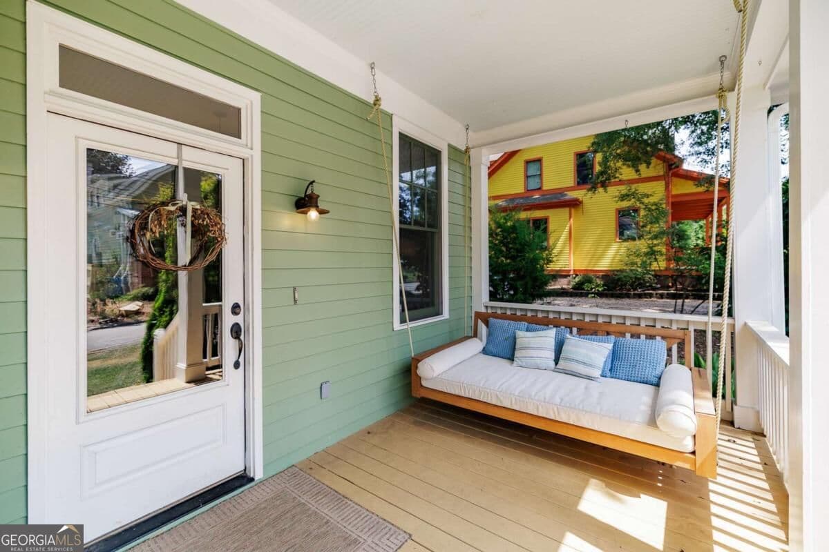 4 bedroom, 2.5 bathroom, 2,501 sq ft single family residence for sale at 170 Cohen Street, Athens, GA 30601 — photo 4