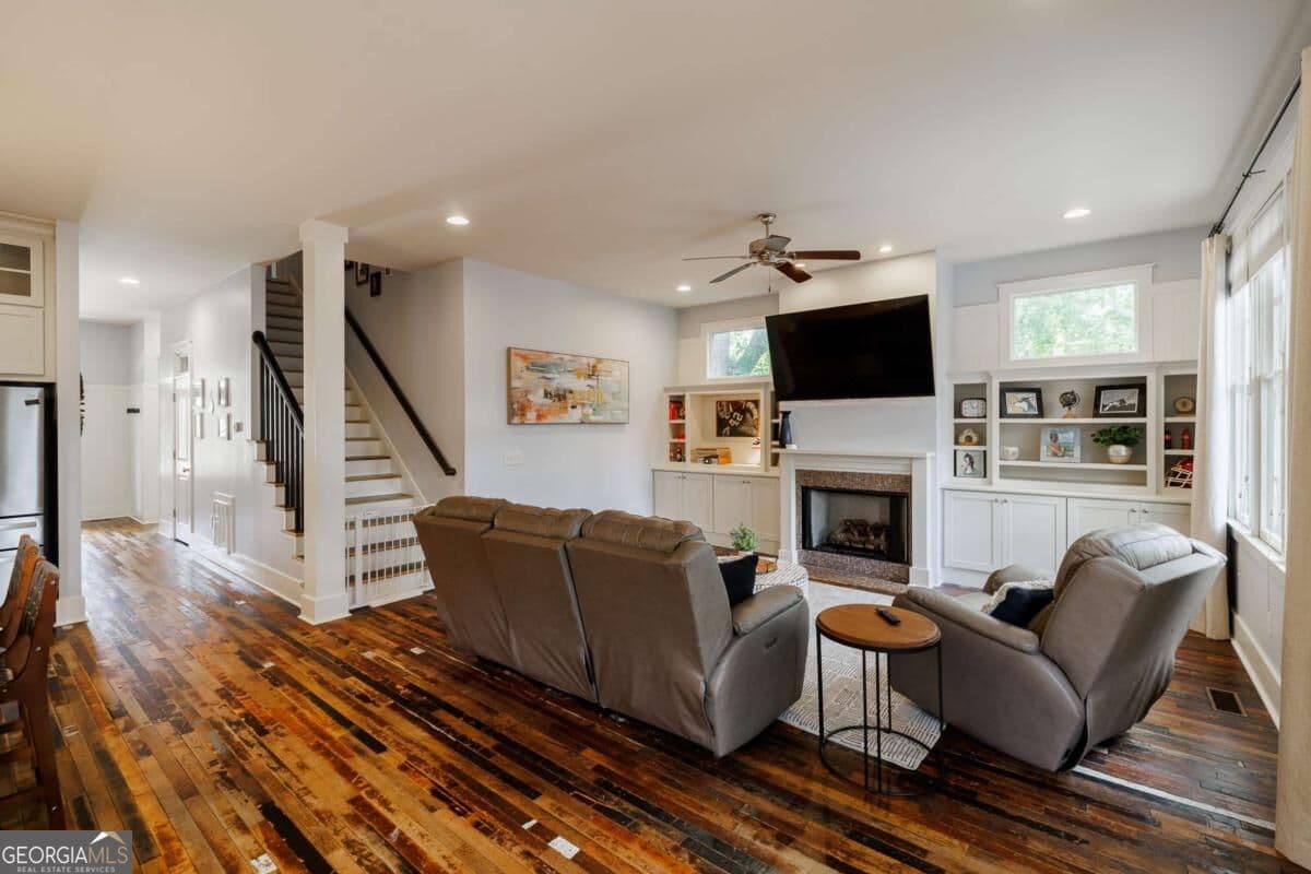 4 bedroom, 2.5 bathroom, 2,501 sq ft single family residence for sale at 170 Cohen Street, Athens, GA 30601 — photo 8