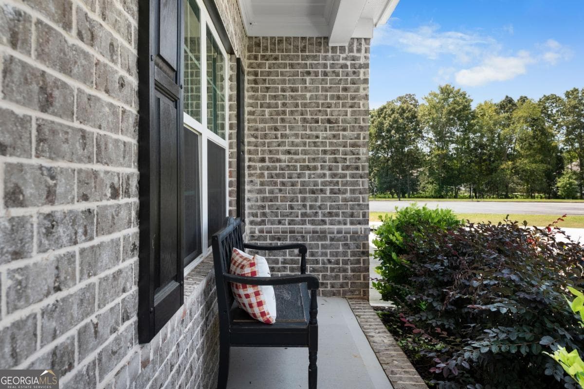 5 bedroom, 3 bathroom single family residence for sale at 190 Harbor Trail, Adairsville, GA 30103 — photo 4