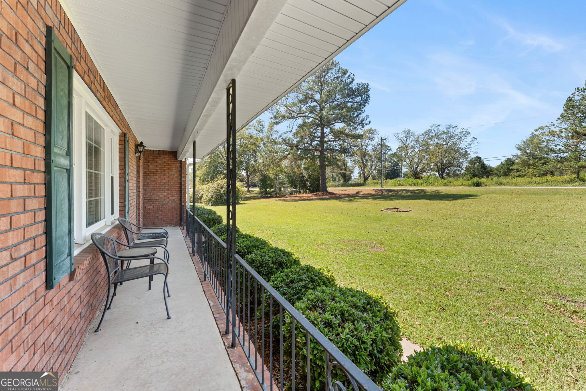 3 bedroom, 2 bathroom, 1,765 sq ft single family residence for sale at 100 Heritage Drive, Warner Robins, GA 31093 — photo 6