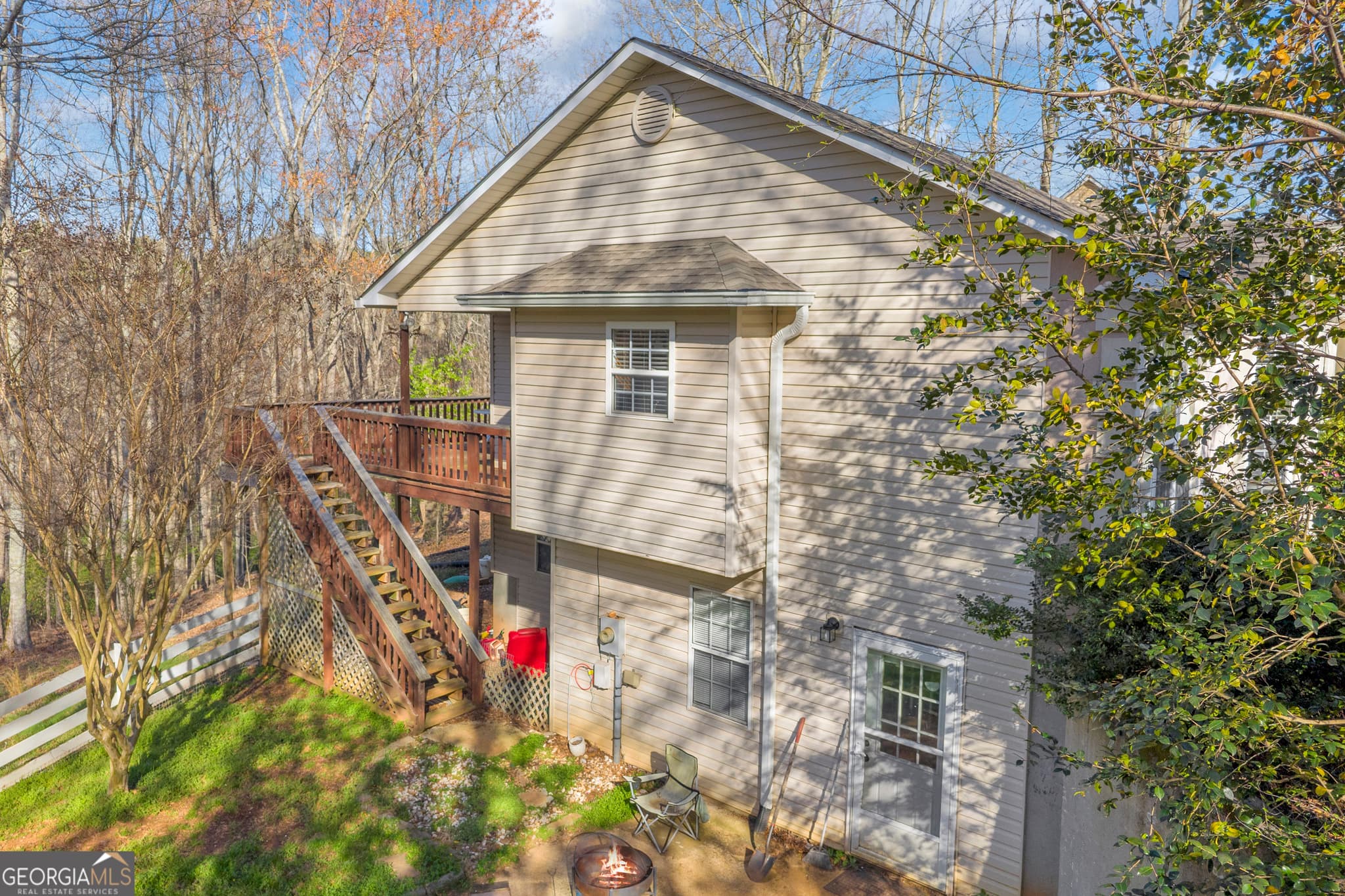 3 bedroom, 3 bathroom, 1,896 sq ft single family residence for sale at 415 Ivory Drive, Baldwin, GA 30511 — photo 3