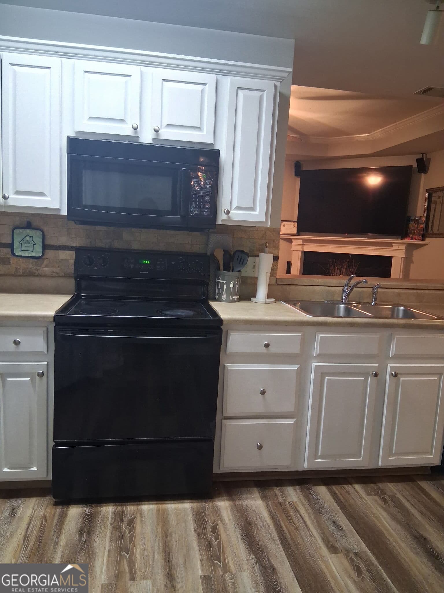 3 bedroom, 2 bathroom, 1,584 sq ft single family residence for sale at 104 Alexis Way, Byron, GA 31008 — photo 10