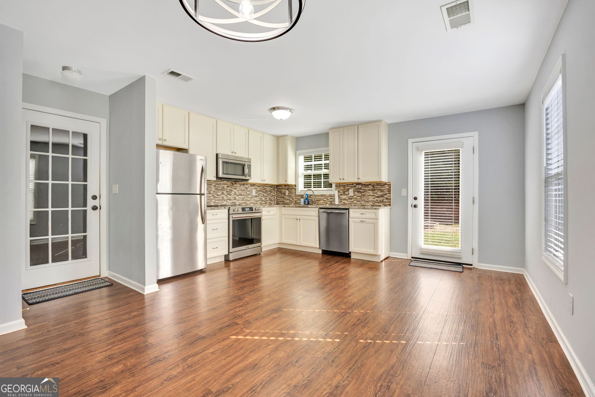 3 bedroom, 2.5 bathroom, 1,784 sq ft single family residence for sale at 273 Wiltshire Drive, Athens, GA 30605 — photo 10