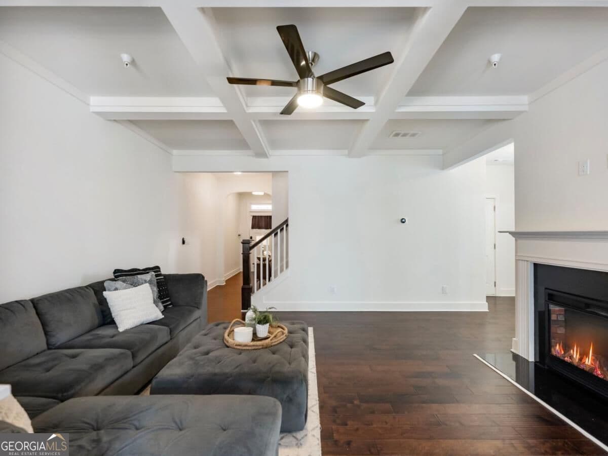 3 bedroom, 2.5 bathroom, 1,926 sq ft single family residence for sale at 779 Arbor Crowne Drive, Lawrenceville, GA 30045 — photo 5