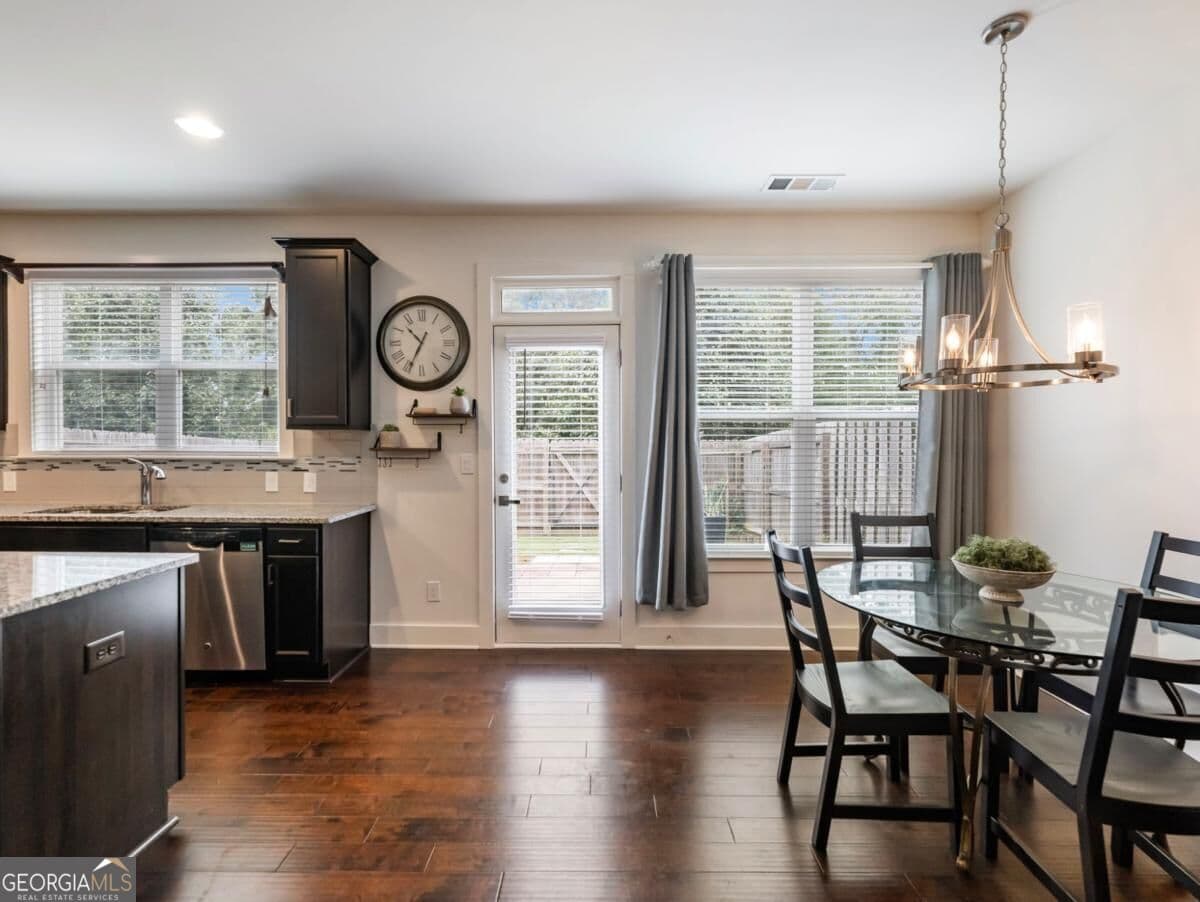 3 bedroom, 2.5 bathroom, 1,926 sq ft single family residence for sale at 779 Arbor Crowne Drive, Lawrenceville, GA 30045 — photo 8