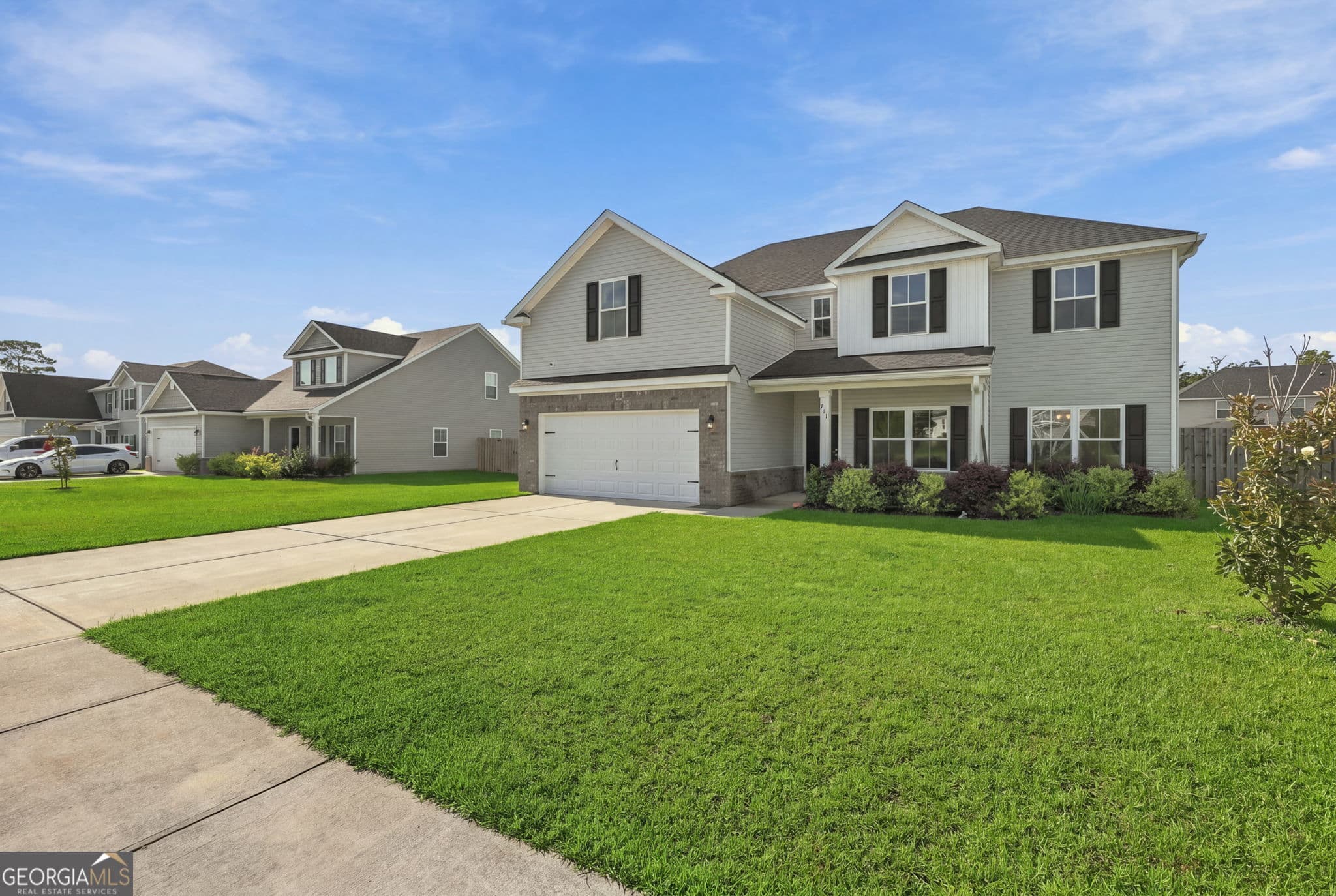 4 bedroom, 3 bathroom, 2,731 sq ft single family residence for sale at 711 Majestic Drive, Guyton, GA 31312 — photo 3
