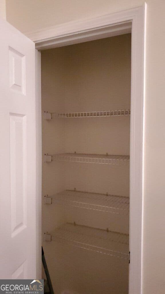 4 bedroom, 2.5 bathroom, 2,056 sq ft single family residence for sale at 720 Paris Drive, Lawrenceville, GA 30043 — photo 6