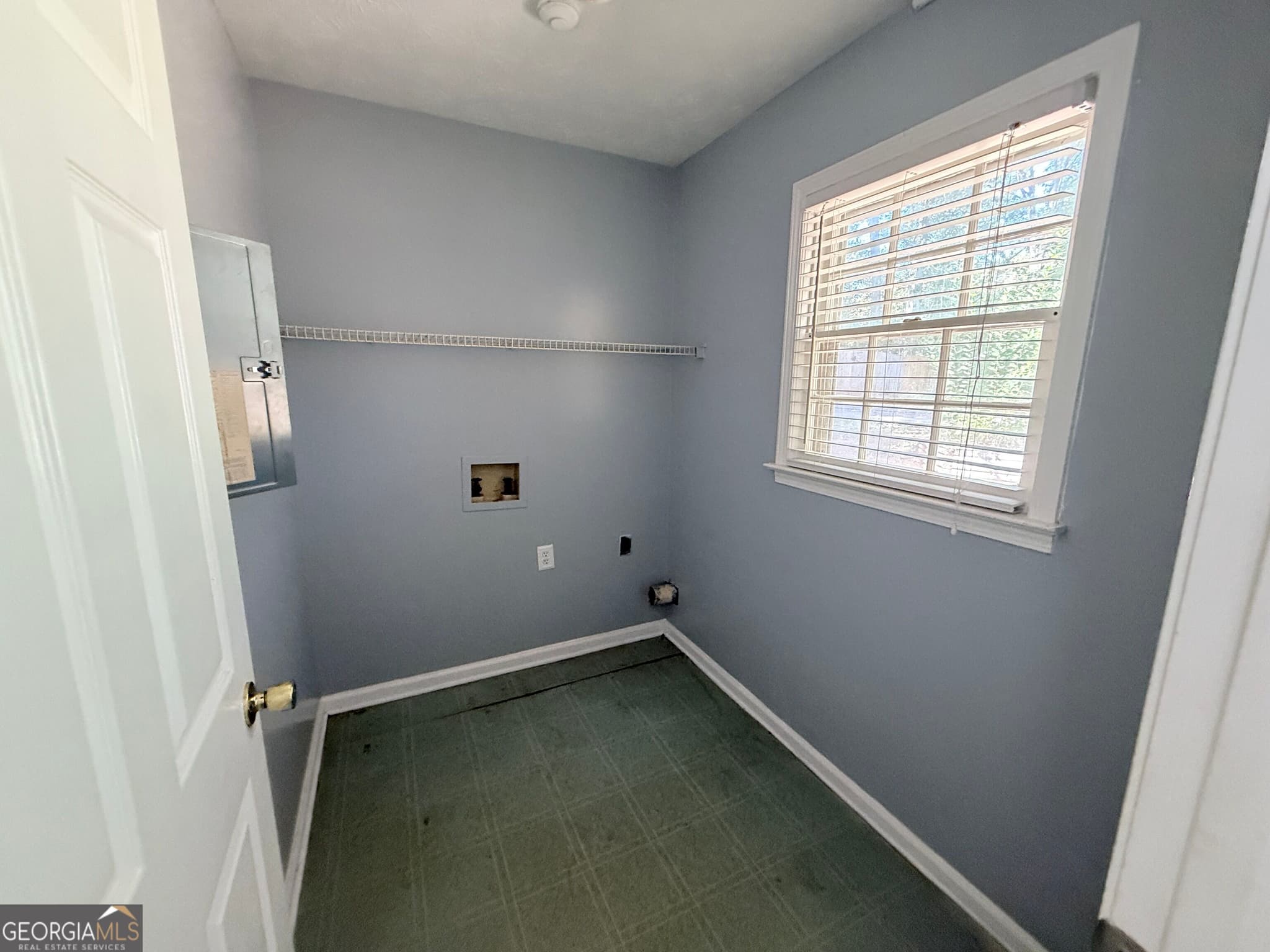 3 bedroom, 2 bathroom, 1,834 sq ft single family residence for rent at 1986 Lou Drive, Conyers, GA 30013 for $2,150 a month — photo 9