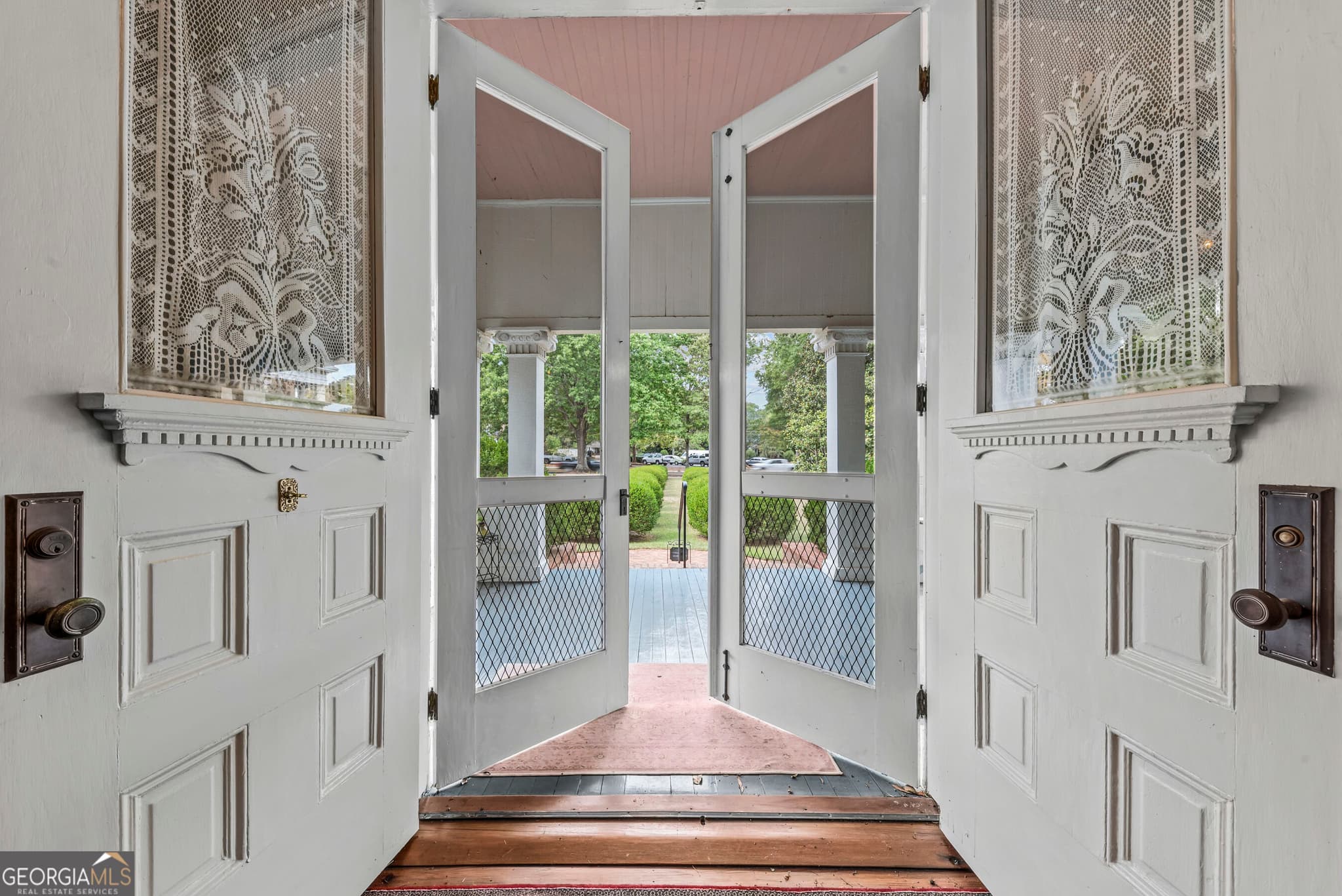 5 bedroom, 4.5 bathroom, 5,908 sq ft single family residence for sale at 356 S Main Street, Madison, GA 30650 — photo 9