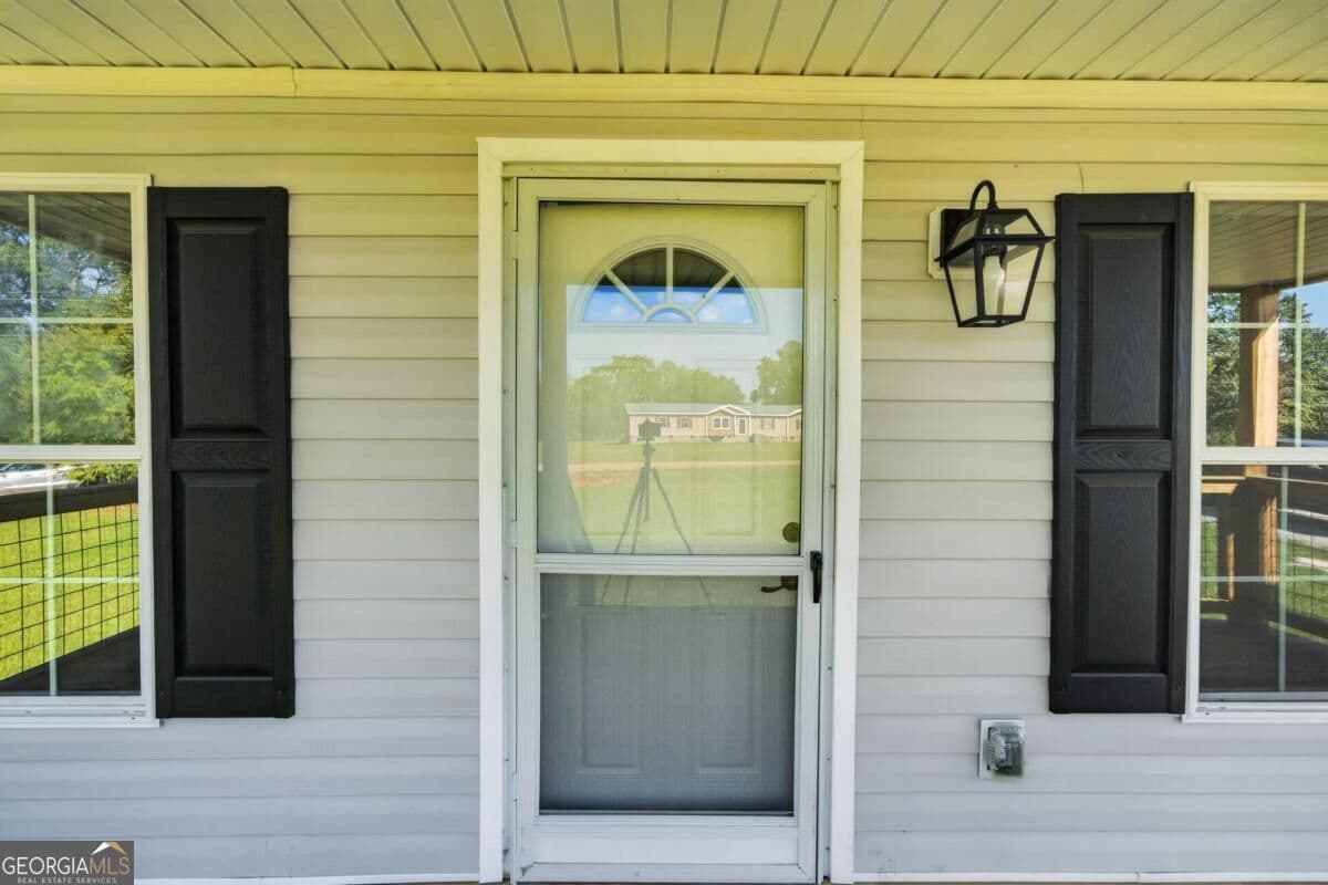 3 bedroom, 2 bathroom single family residence for sale at 133 Benson Adams Road, Milledgeville, GA 31061 — photo 6