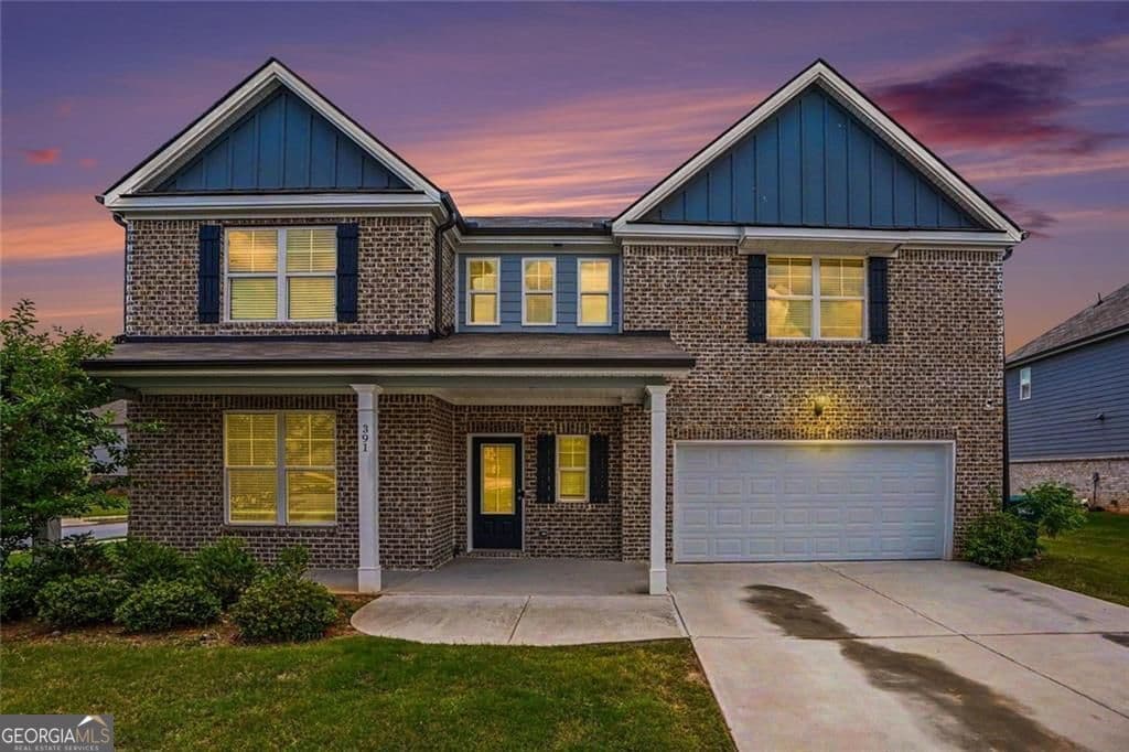 4 bedroom, 3.5 bathroom, 2,950 sq ft single family residence sold at 391 Lead Way, Jonesboro, GA 30238