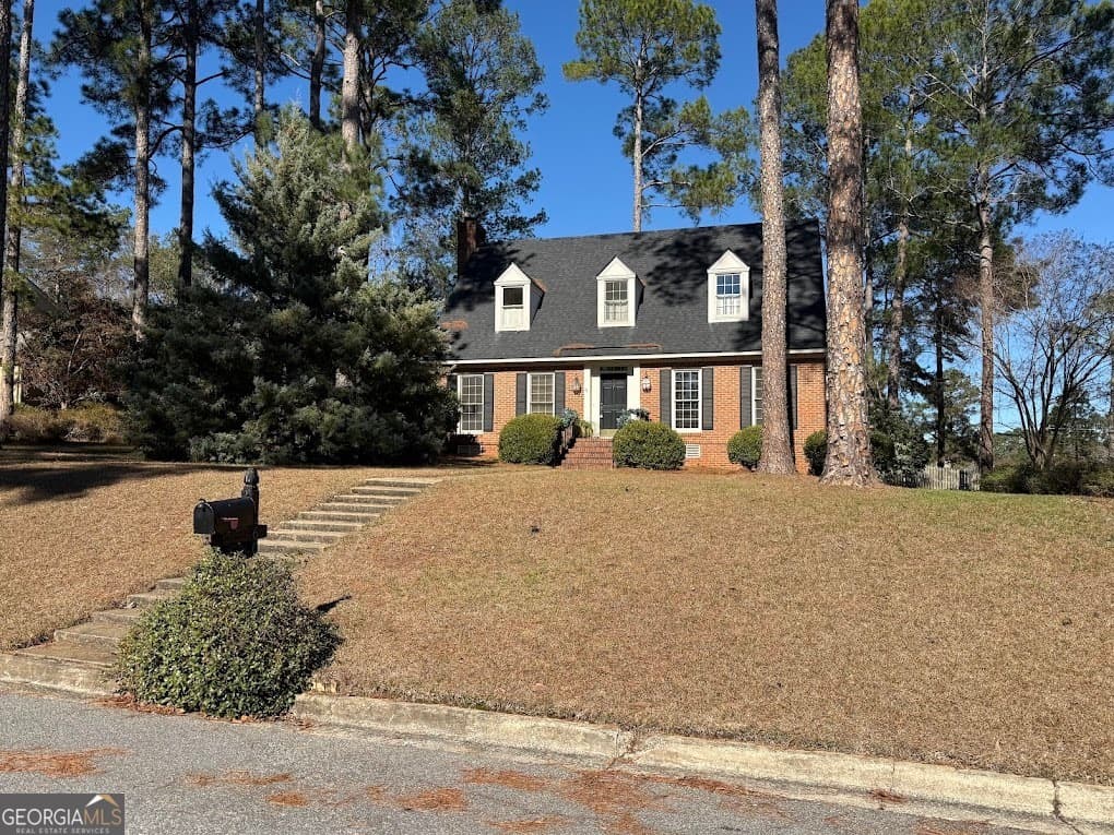 3 bedroom, 2.5 bathroom, 2,176 sq ft single family residence for sale at 2601 Ridgewood Lane, Albany, GA 31707 — photo 5