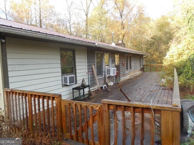2 bedroom, 1.5 bathroom, 1,144 sq ft single family residence for sale at 280 Stonebank Road, Clarkesville, GA 30523 — photo 4
