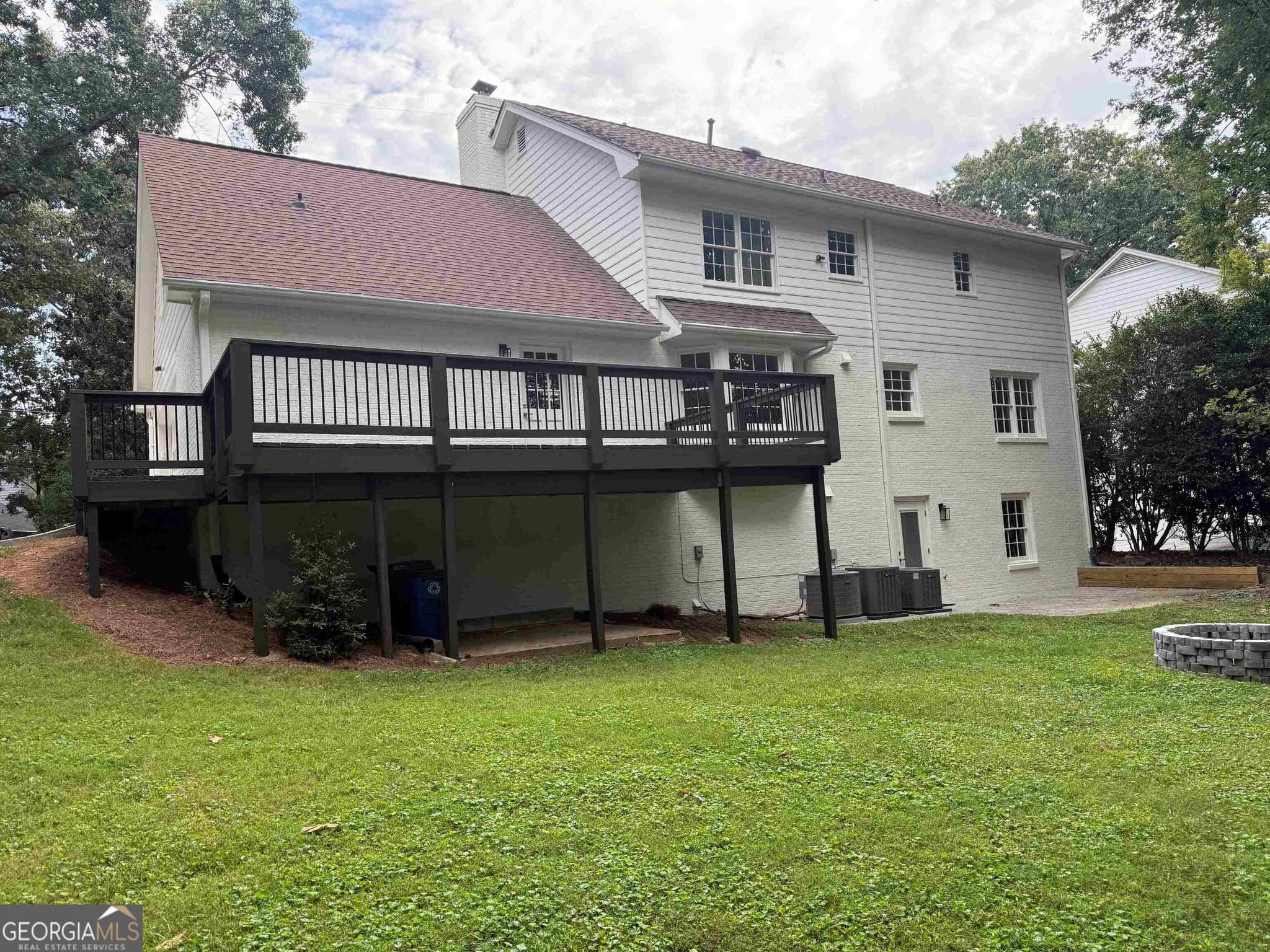 5 bedroom, 4.5 bathroom, 3,600 sq ft single family residence for sale at 5124 Vermack Road, Dunwoody, GA 30338 — photo 9