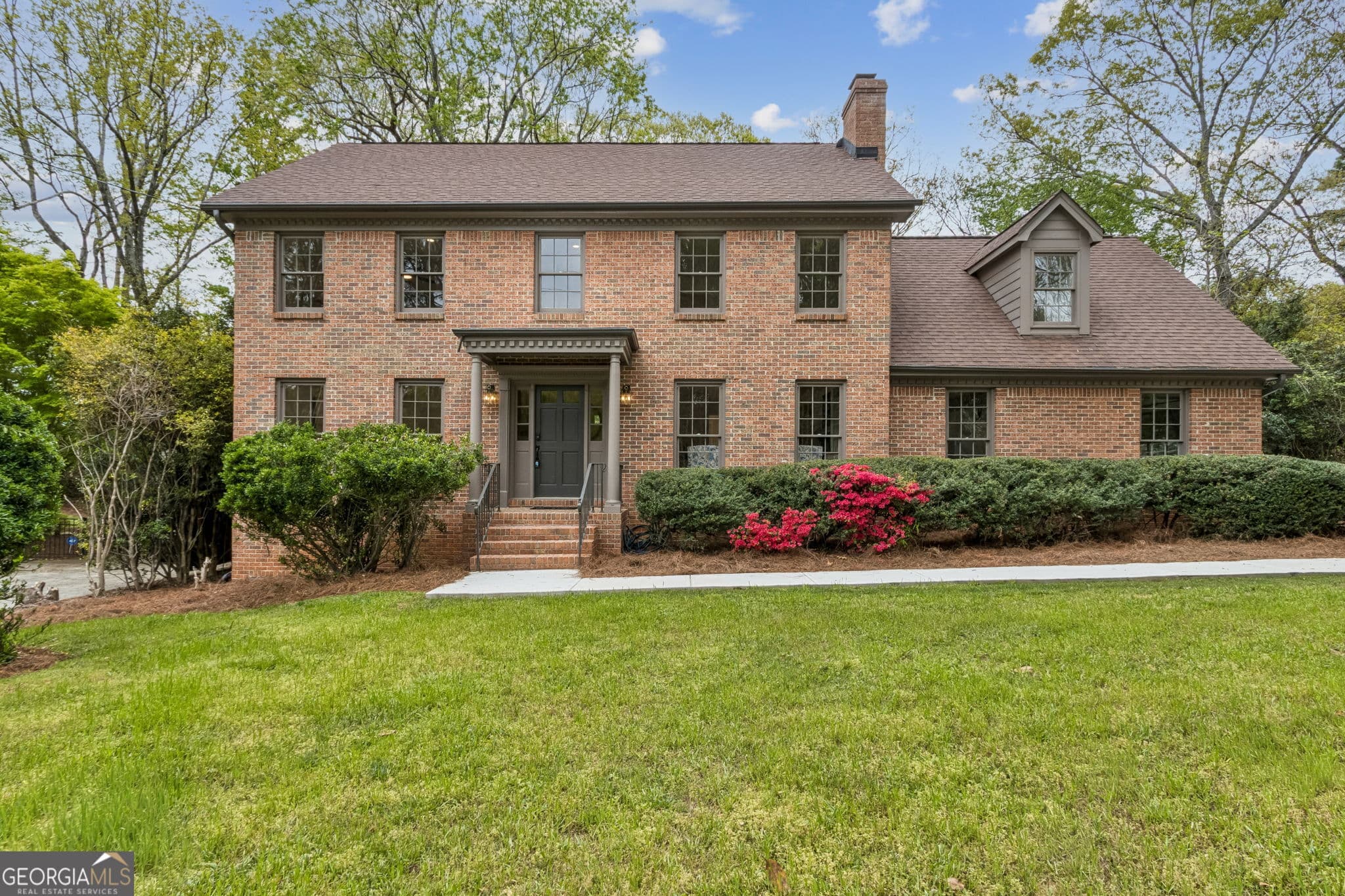 5 bedroom, 4.5 bathroom, 3,600 sq ft single family residence for sale at 5124 Vermack Road, Dunwoody, GA 30338 — photo 10