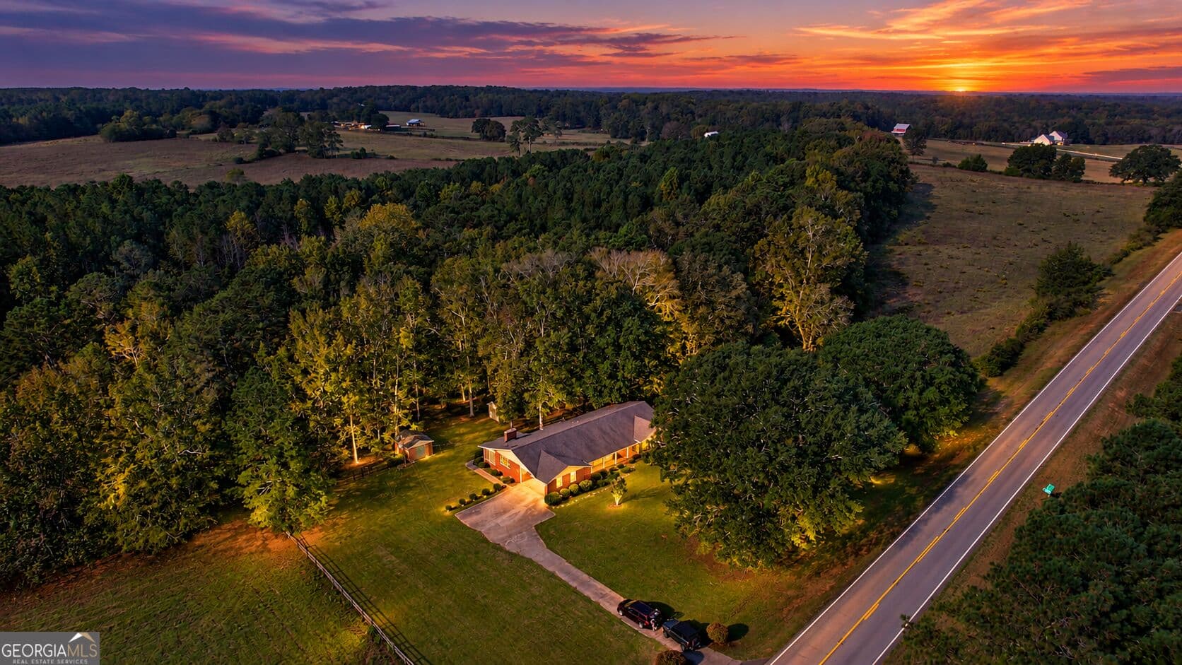 4 bedroom, 2.5 bathroom, 2,951 sq ft single family residence for sale at 1415 Hwy 142, Monticello, GA 31064 — photo 5