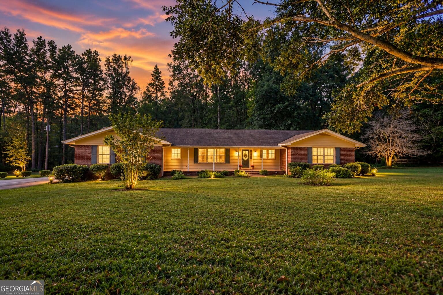 4 bedroom, 2.5 bathroom, 2,951 sq ft single family residence for sale at 1415 Hwy 142, Monticello, GA 31064 — photo 4