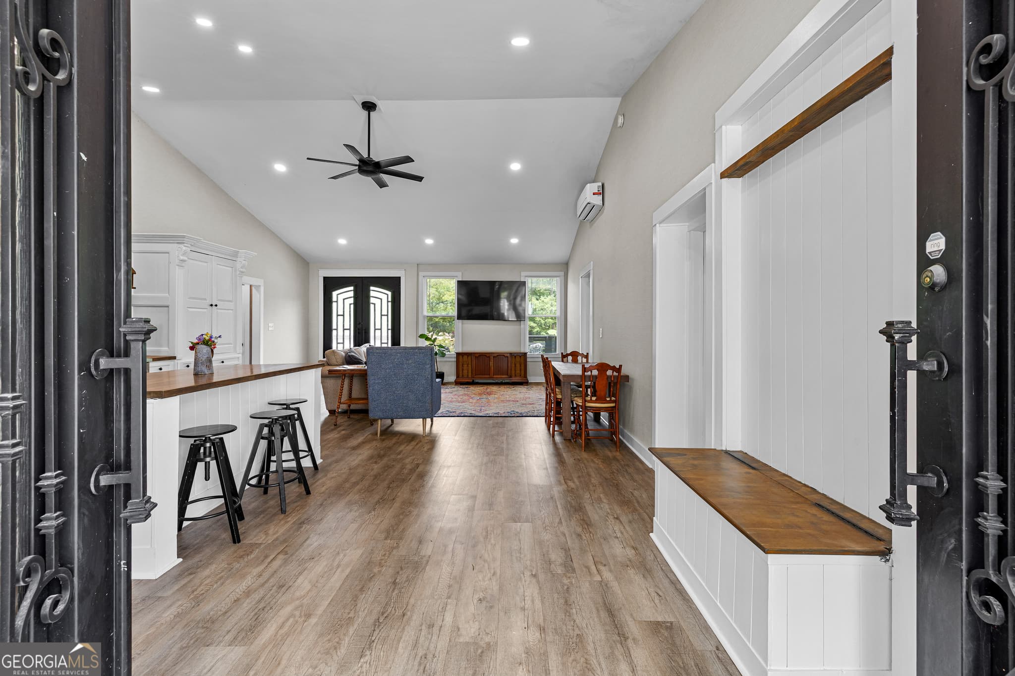 3 bedroom, 2.5 bathroom, 2,032 sq ft single family residence for sale at 1329 Standing Rock Road, Senoia, GA 30276 — photo 8