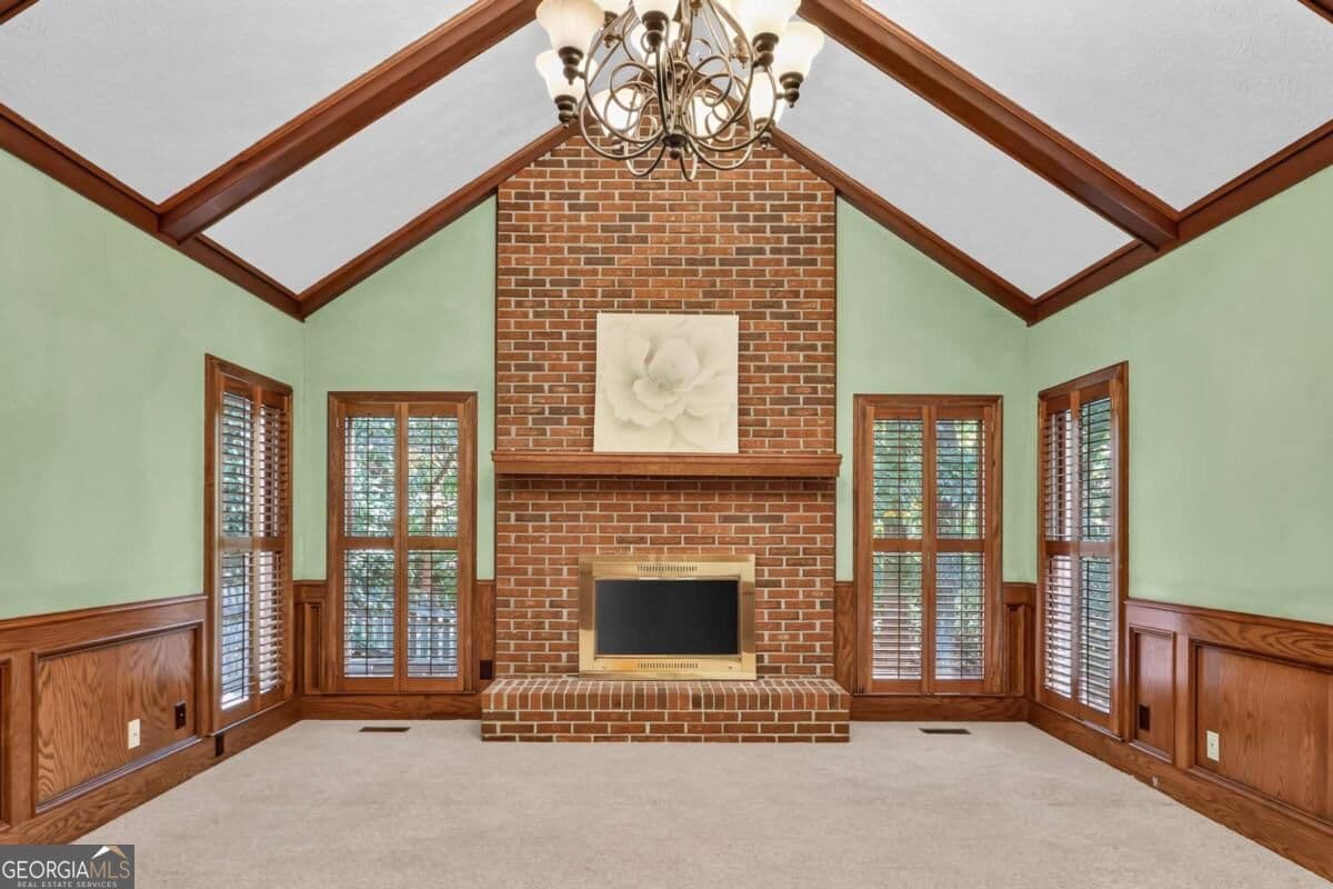 6 bedroom, 3.5 bathroom, 3,944 sq ft single family residence for sale at 535 Autumn Wood Close, Roswell, GA 30075 — photo 6