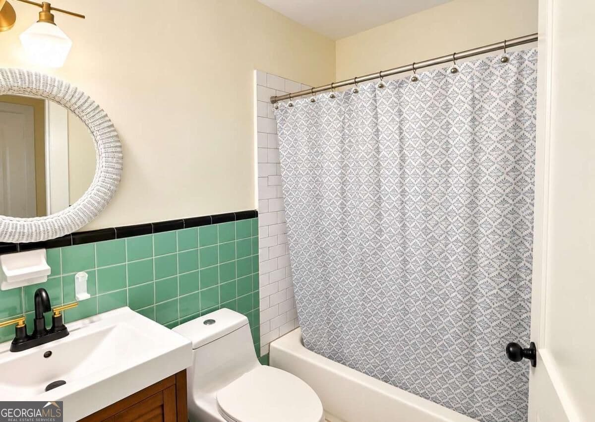 3 bedroom, 2 bathroom, 1,008 sq ft single family residence for sale at 4195 Hanes Drive, Decatur, GA 30035 — photo 6