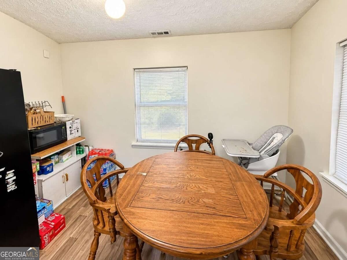 3 bedroom, 2 bathroom, 1,008 sq ft single family residence for sale at 4195 Hanes Drive, Decatur, GA 30035 — photo 5