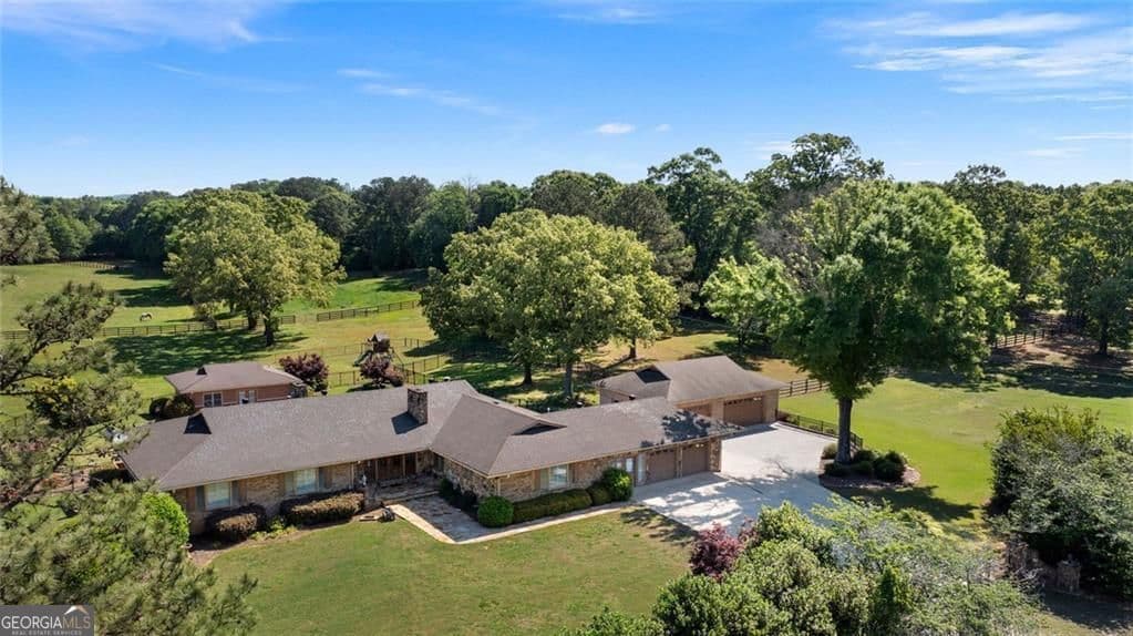 4 bedroom, 3.5 bathroom, 3,956 sq ft single family residence for sale at 1132 Euharlee Road, Kingston, GA 30145 — photo 5