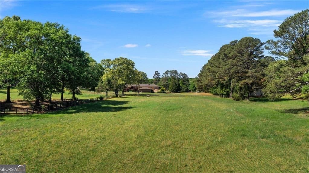 4 bedroom, 3.5 bathroom, 3,956 sq ft single family residence for sale at 1132 Euharlee Road, Kingston, GA 30145 — photo 4