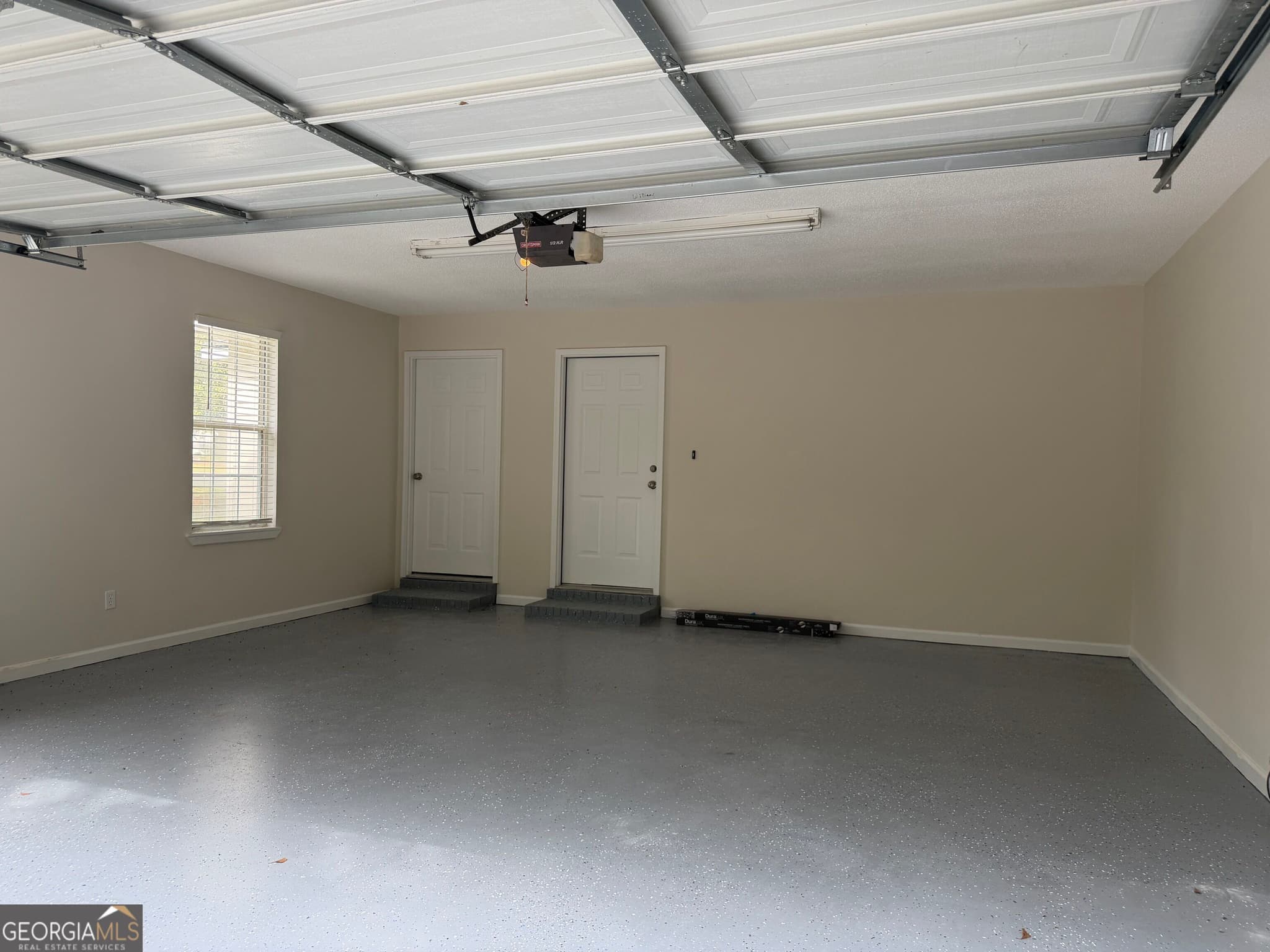 3 bedroom, 2 bathroom, 1,299 sq ft single family residence for sale at 509 Carriage Lane, Statesboro, GA 30458 — photo 10