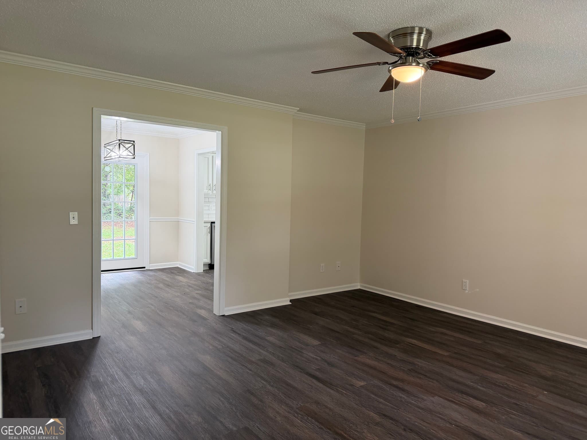 3 bedroom, 2 bathroom, 1,299 sq ft single family residence for sale at 509 Carriage Lane, Statesboro, GA 30458 — photo 8