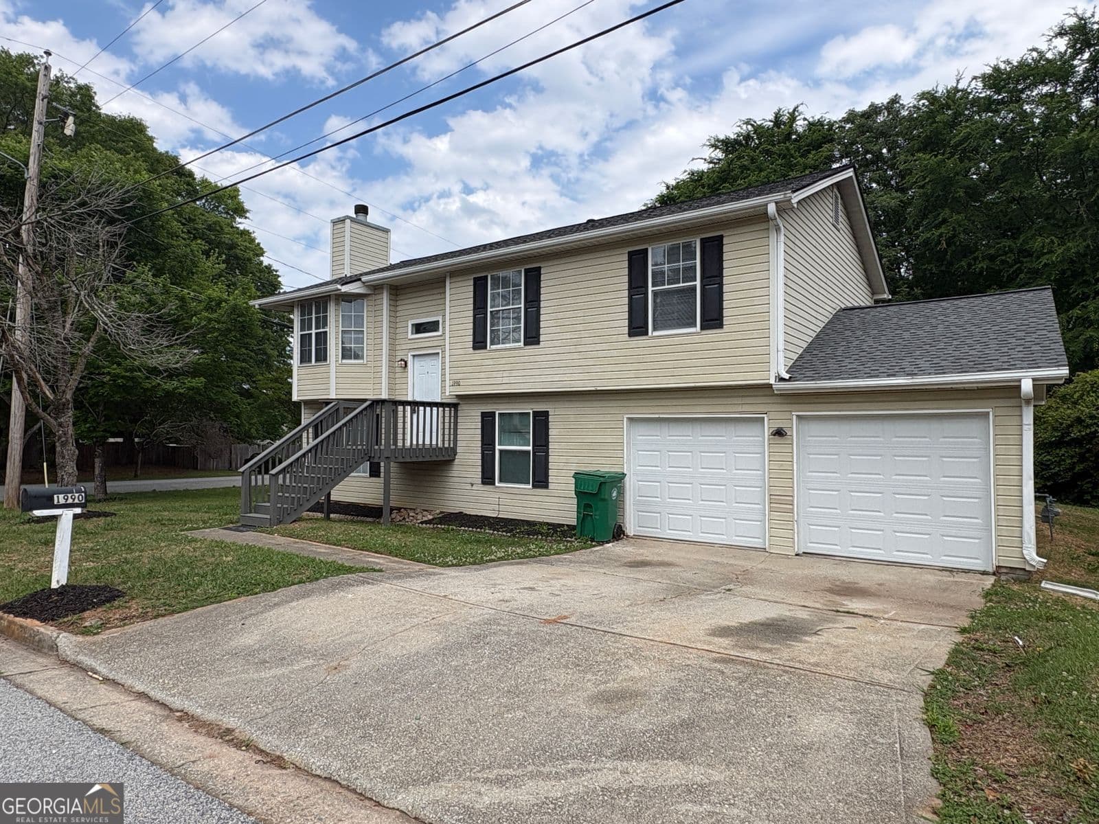 5 bedroom, 3 bathroom, 2,614 sq ft single family residence for rent at 1990 Lown Farm Lane, Lithonia, GA 30058 for $1,900 a month — photo 1 of 21