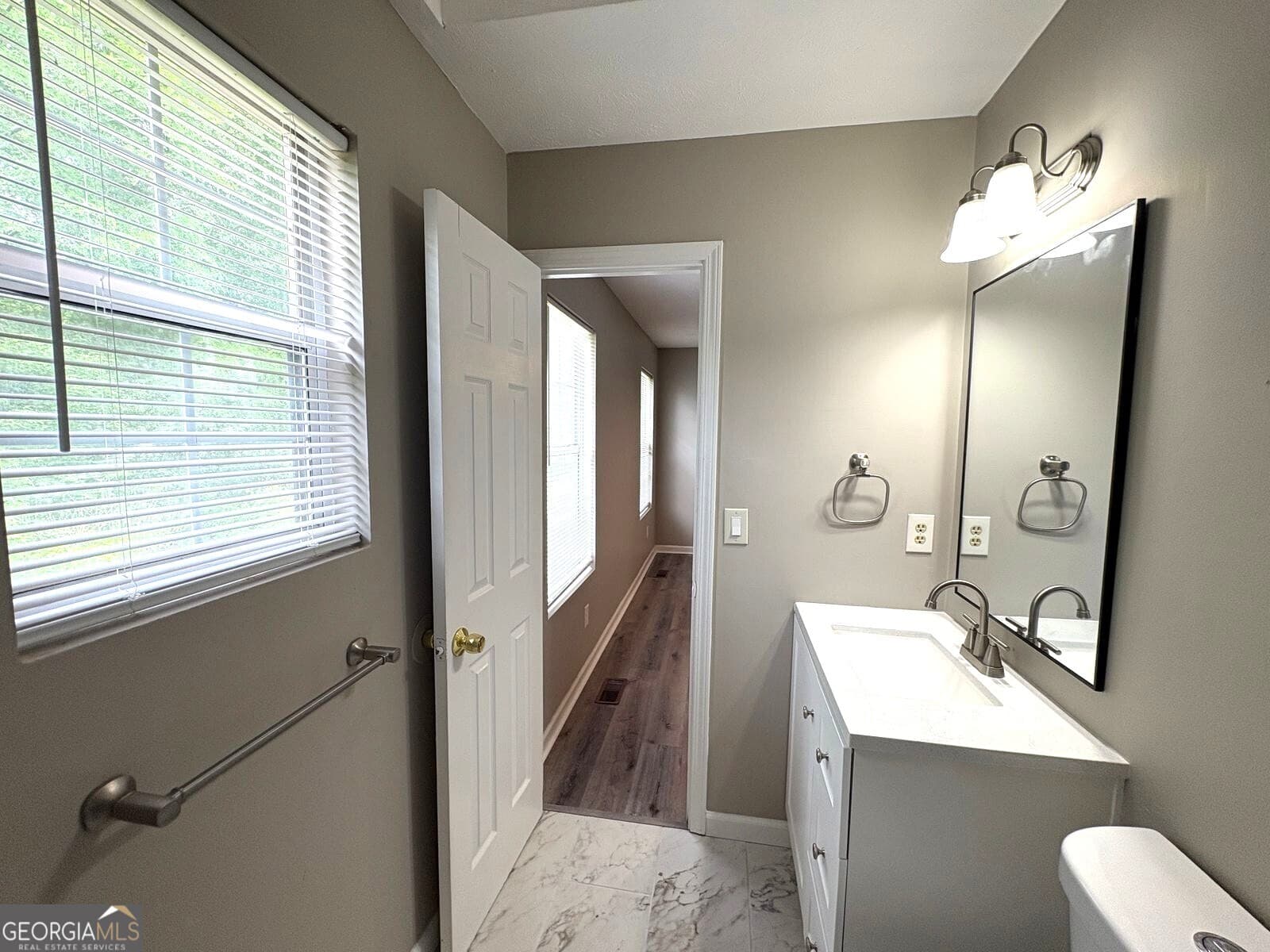 5 bedroom, 3 bathroom, 2,614 sq ft single family residence for rent at 1990 Lown Farm Lane, Lithonia, GA 30058 for $1,900 a month — photo 10