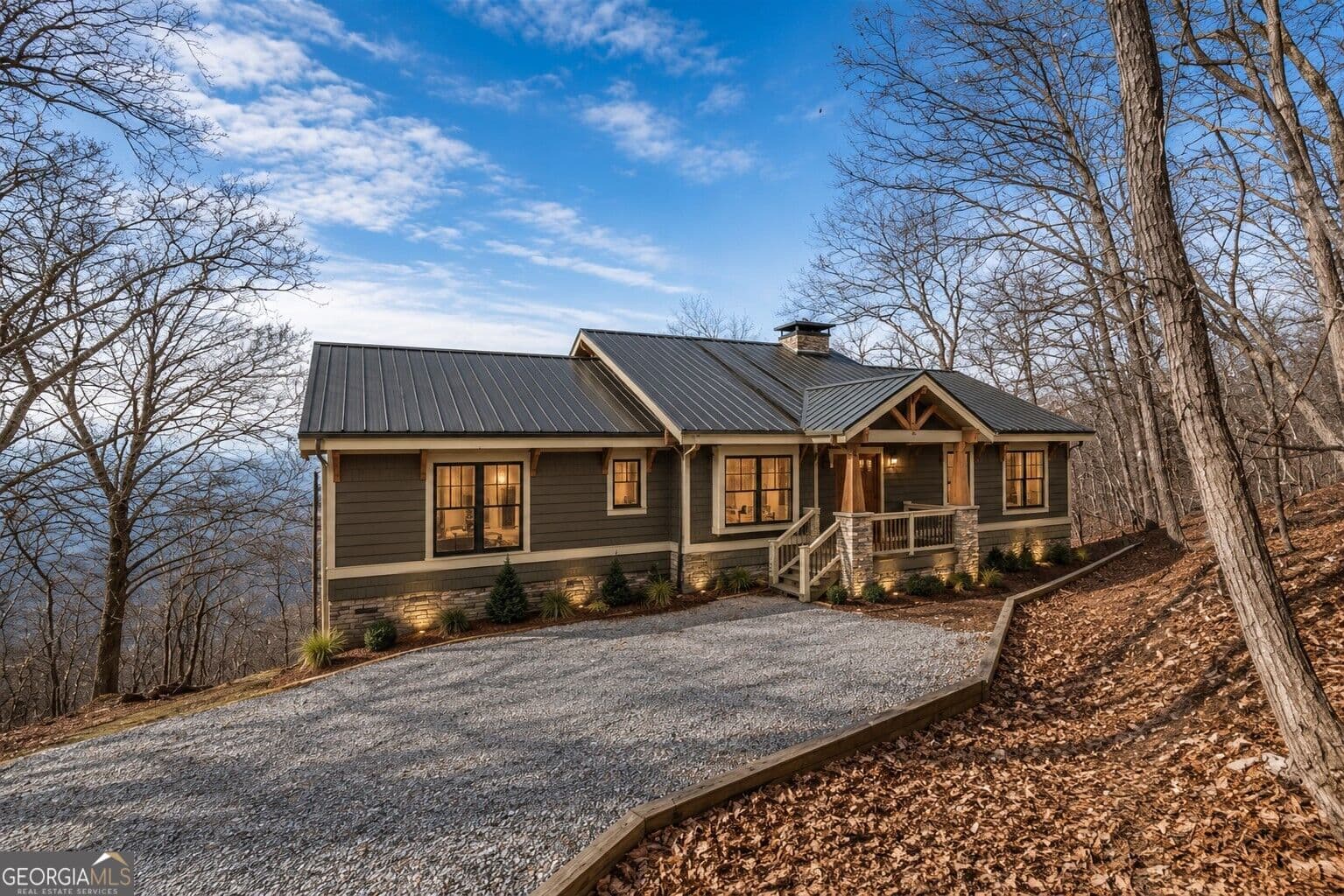 4 bedroom, 4 bathroom, 3,325 sq ft single family residence for sale at 17 Little Hendricks Point, Jasper, GA 30143 — photo 7