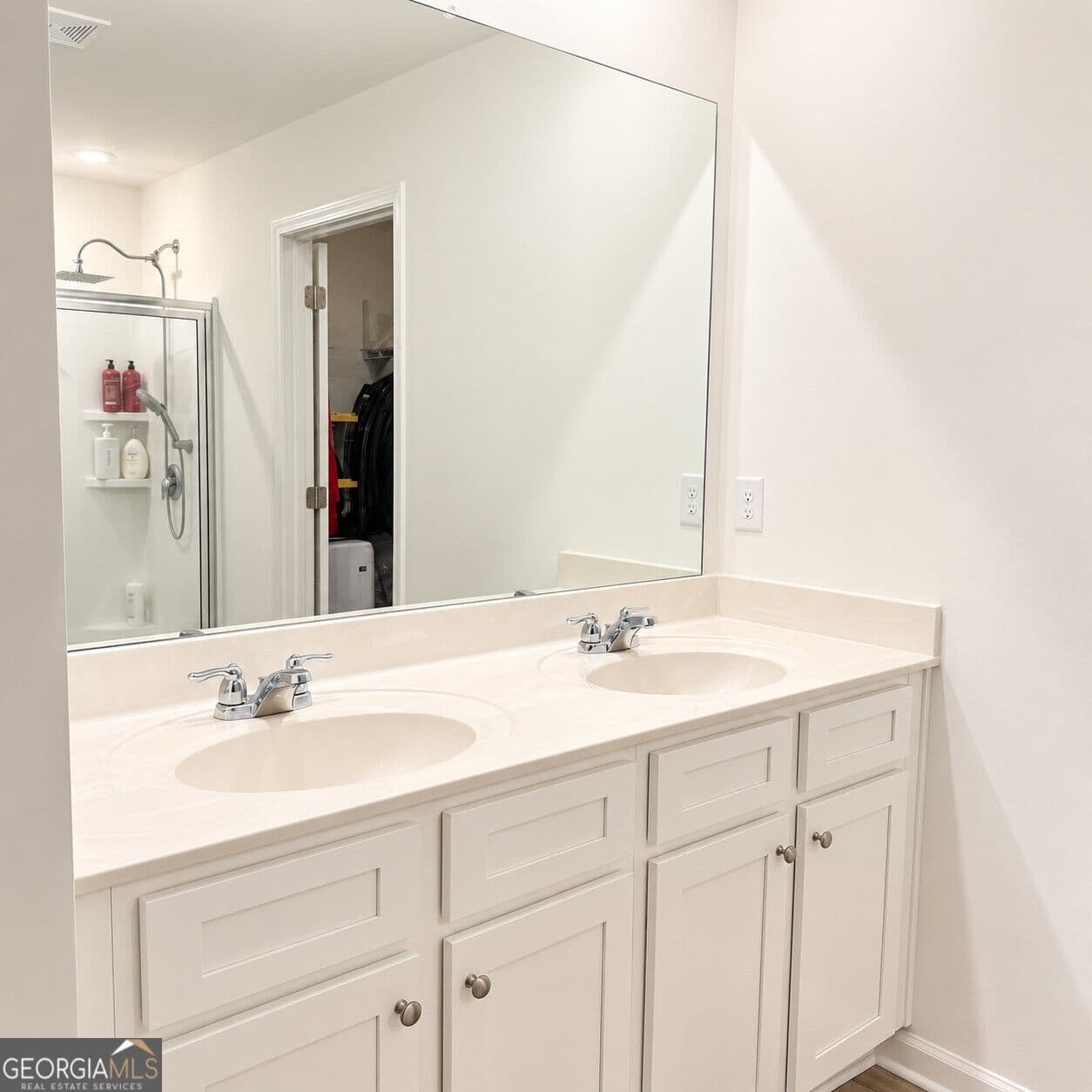 5 bedroom, 2.5 bathroom single family residence for rent at 987 Evergreen Road, Winder, GA 30680 for $2,400 a month — photo 5