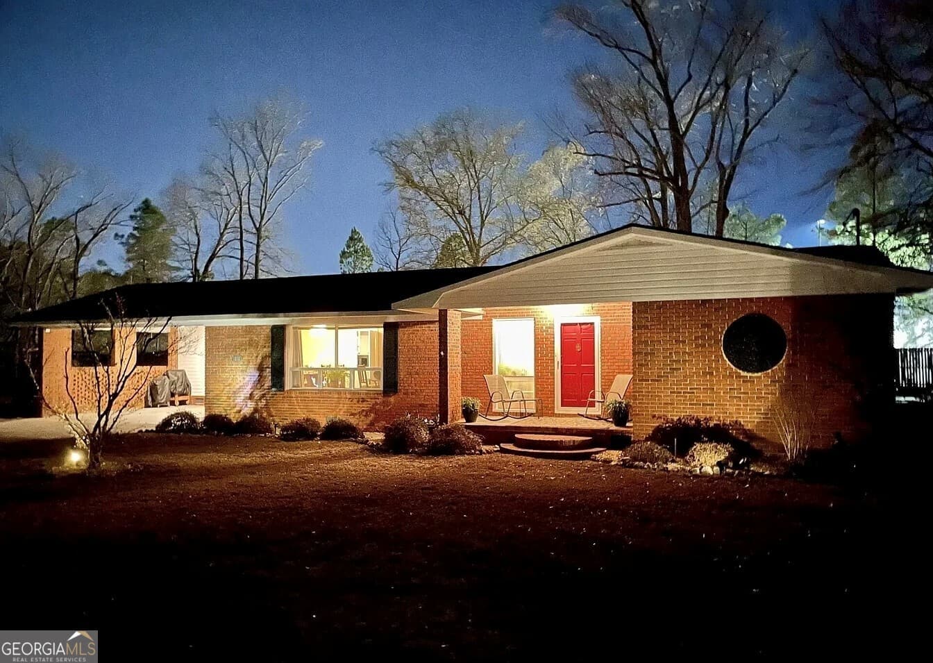 3 bedroom, 3 bathroom, 1,742 sq ft single family residence for rent at 1816 Knox Street, Dublin, GA 31021 for $1,750 a month — photo 1 of 1
