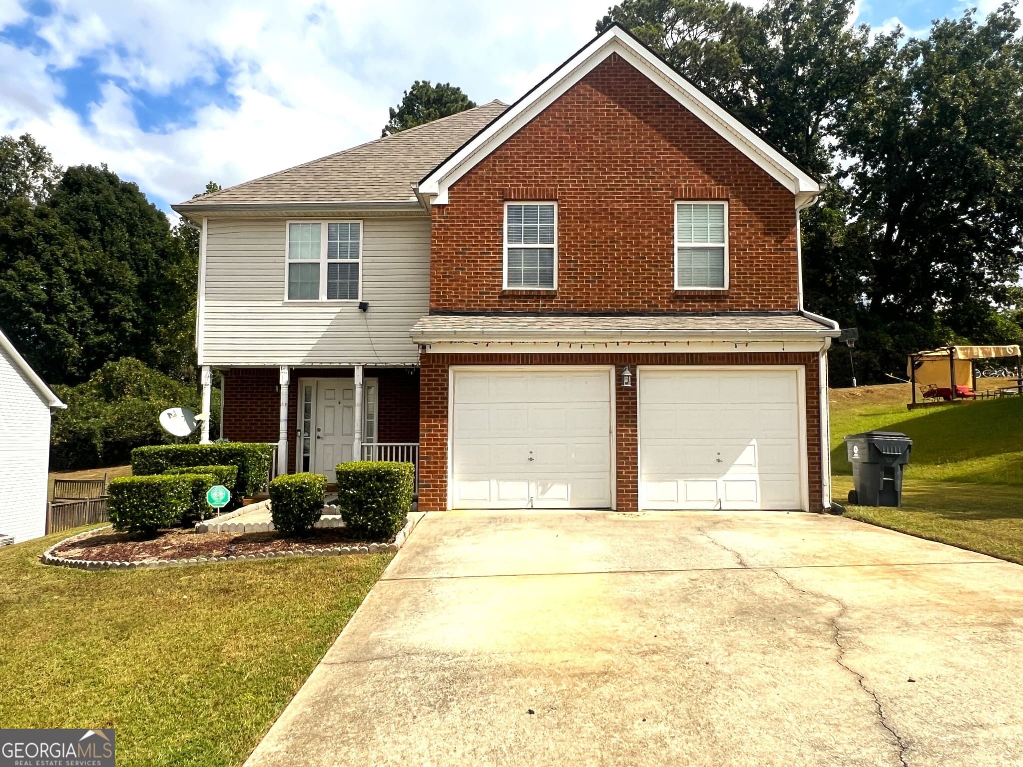4 bedroom, 2.5 bathroom, 2,453 sq ft single family residence for rent at 11050 Shadow Creek Terrace, Hampton, GA 30228 for $2,195 a month